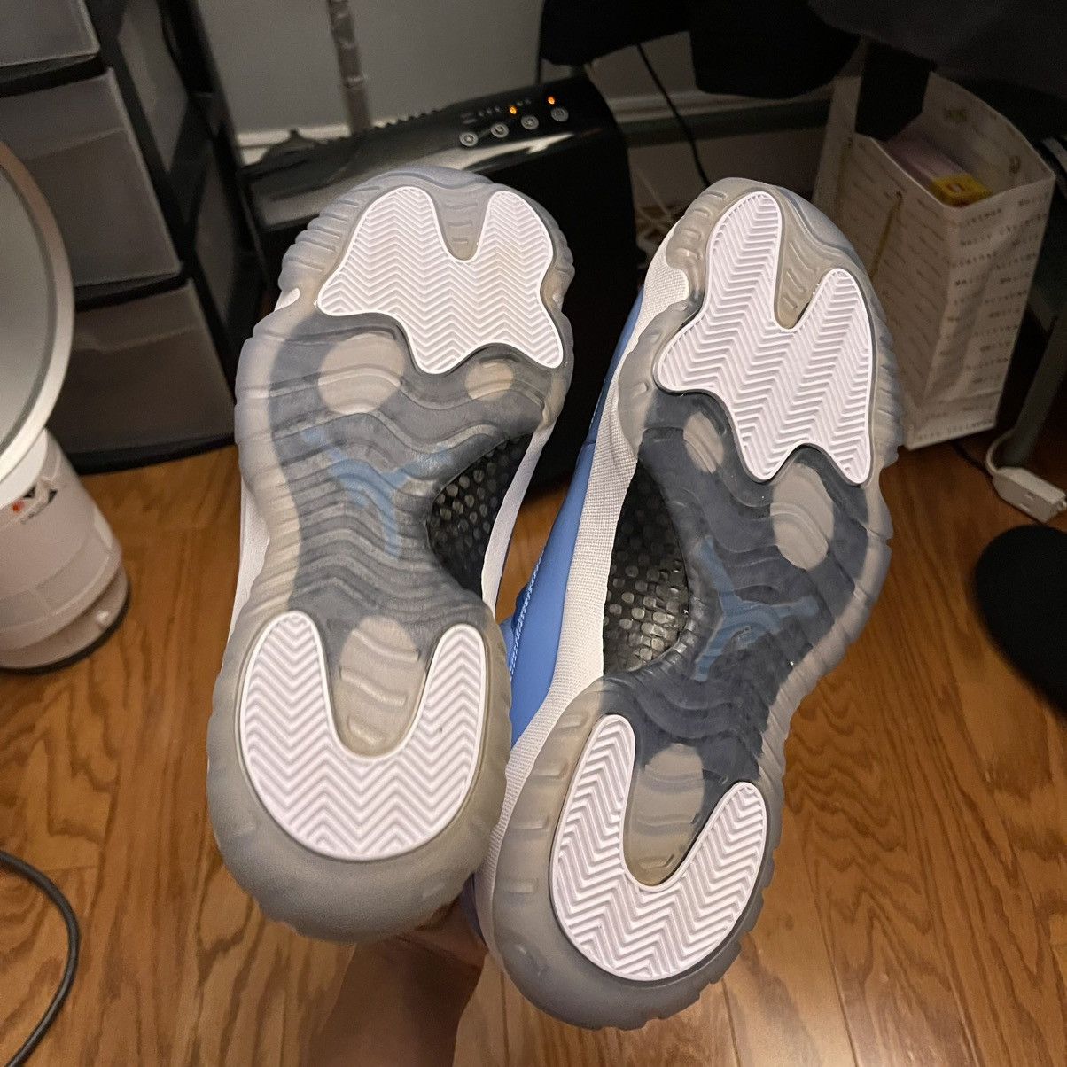 Jordan Brand Jordan 11 Pantone 2014 Size US 12 / EU 45 - 6 Thumbnail
