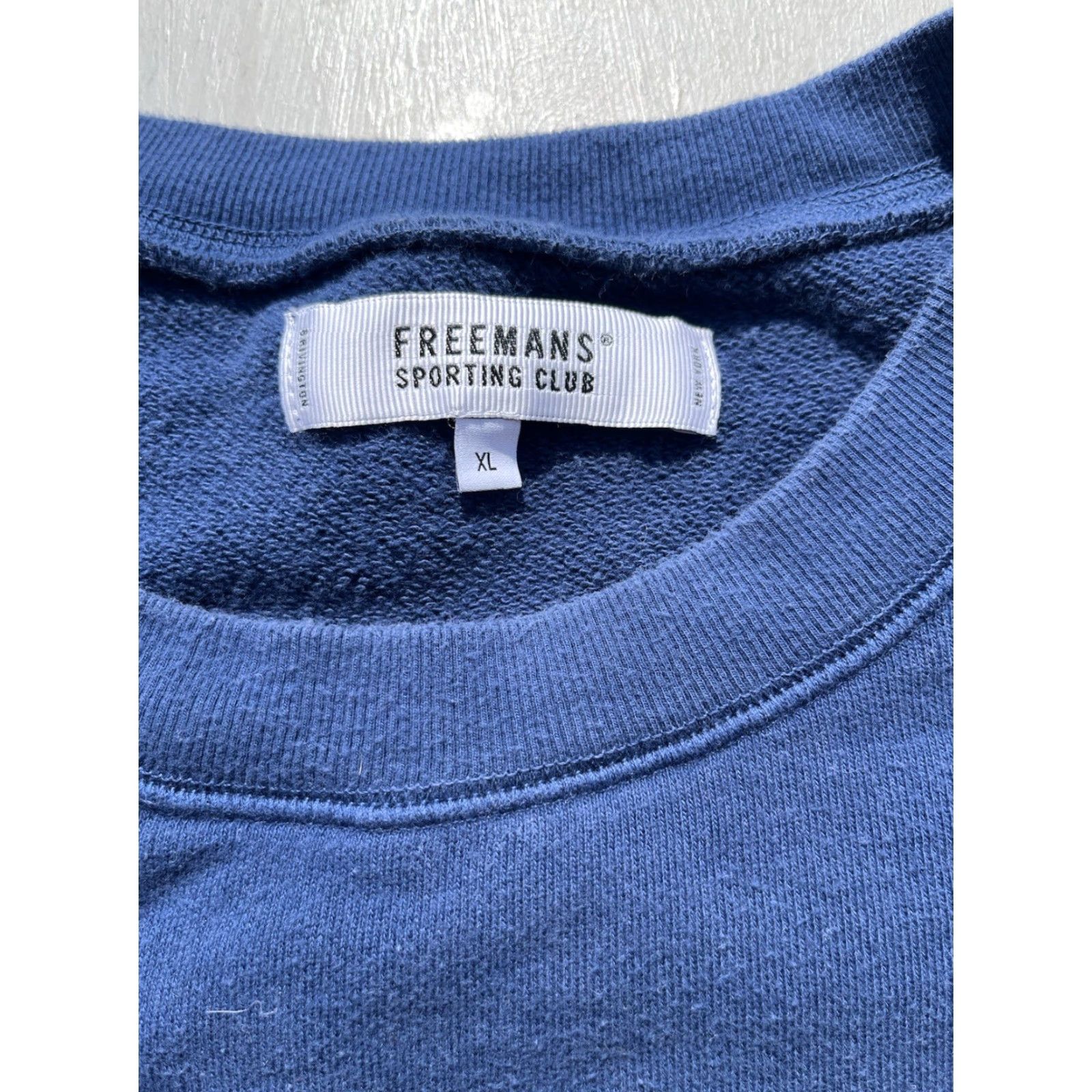 Vintage Freemans Sporting Club Sweatshirt Blue Solid XL Mens Crew Neck Pullover Heavyweight Casual Modern City Outdoor Logo - Size US XL / EU 56 / 4 - 2 Thumbnail