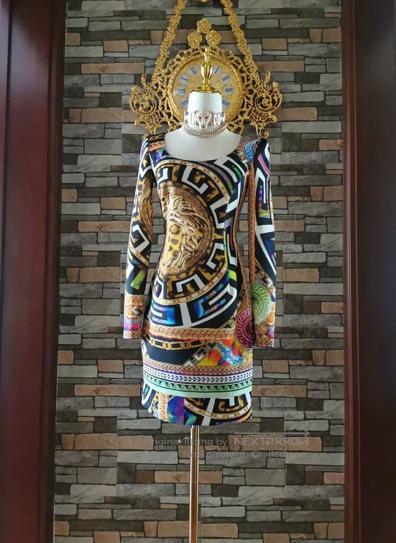 Versace Versace Limited edition dress Size S / US 4 / IT 40 - 1 Thumbnail