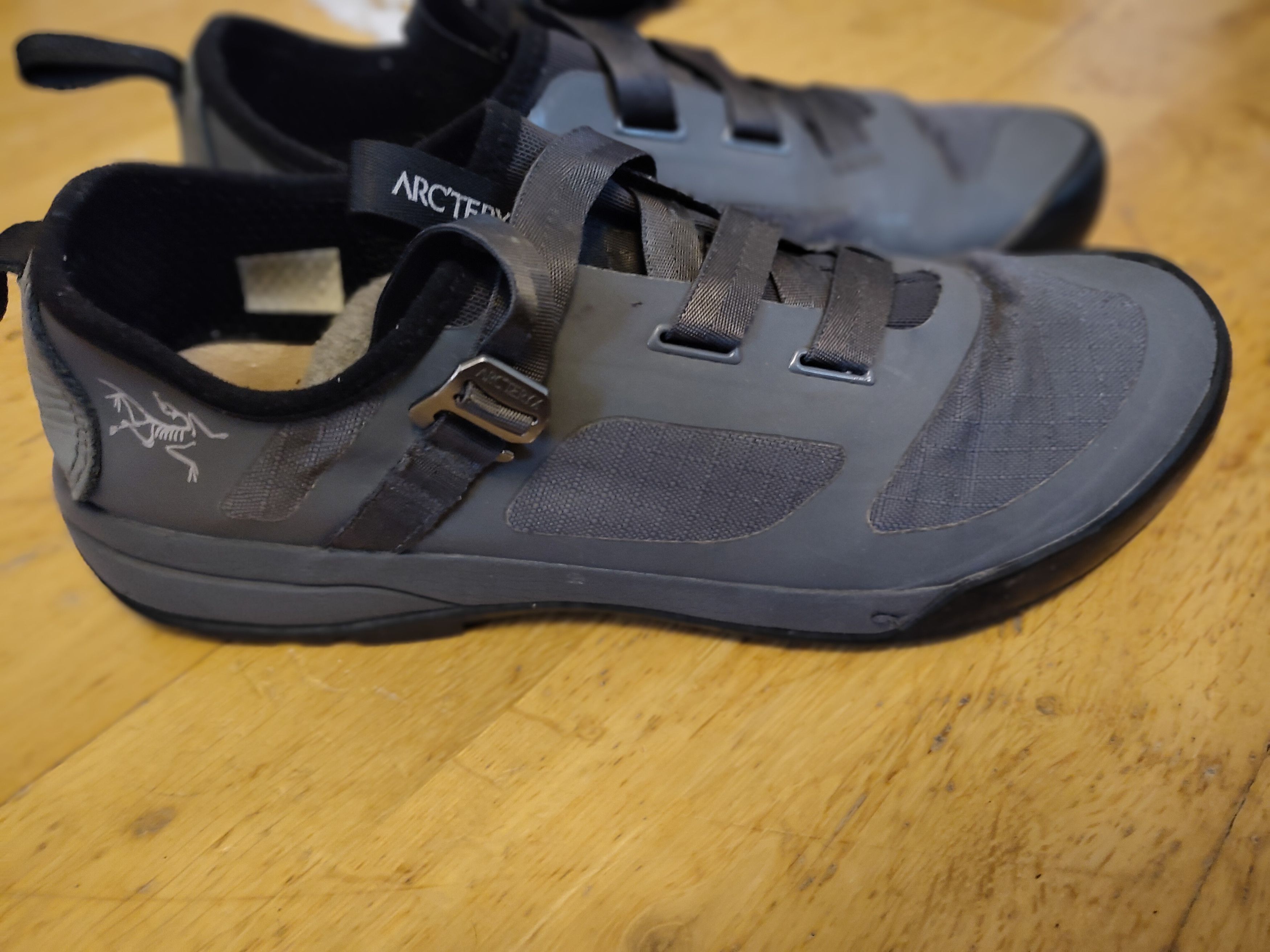 Arc'teryx Arakys Size US 11.5 / EU 44-45 - 3 Thumbnail