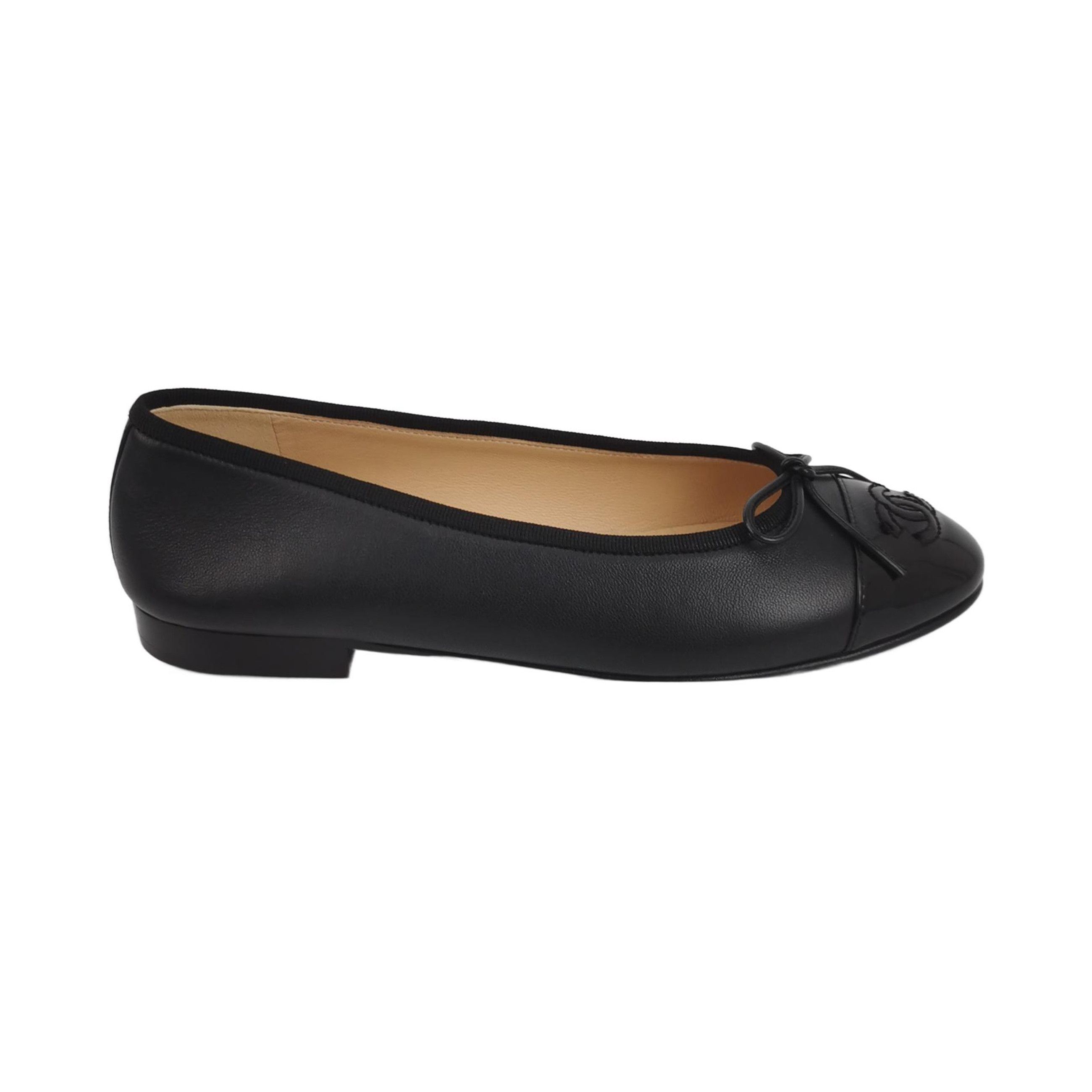 Chanel Chanel Women 7 Flats Size US 7 / IT 37 - 1 Thumbnail
