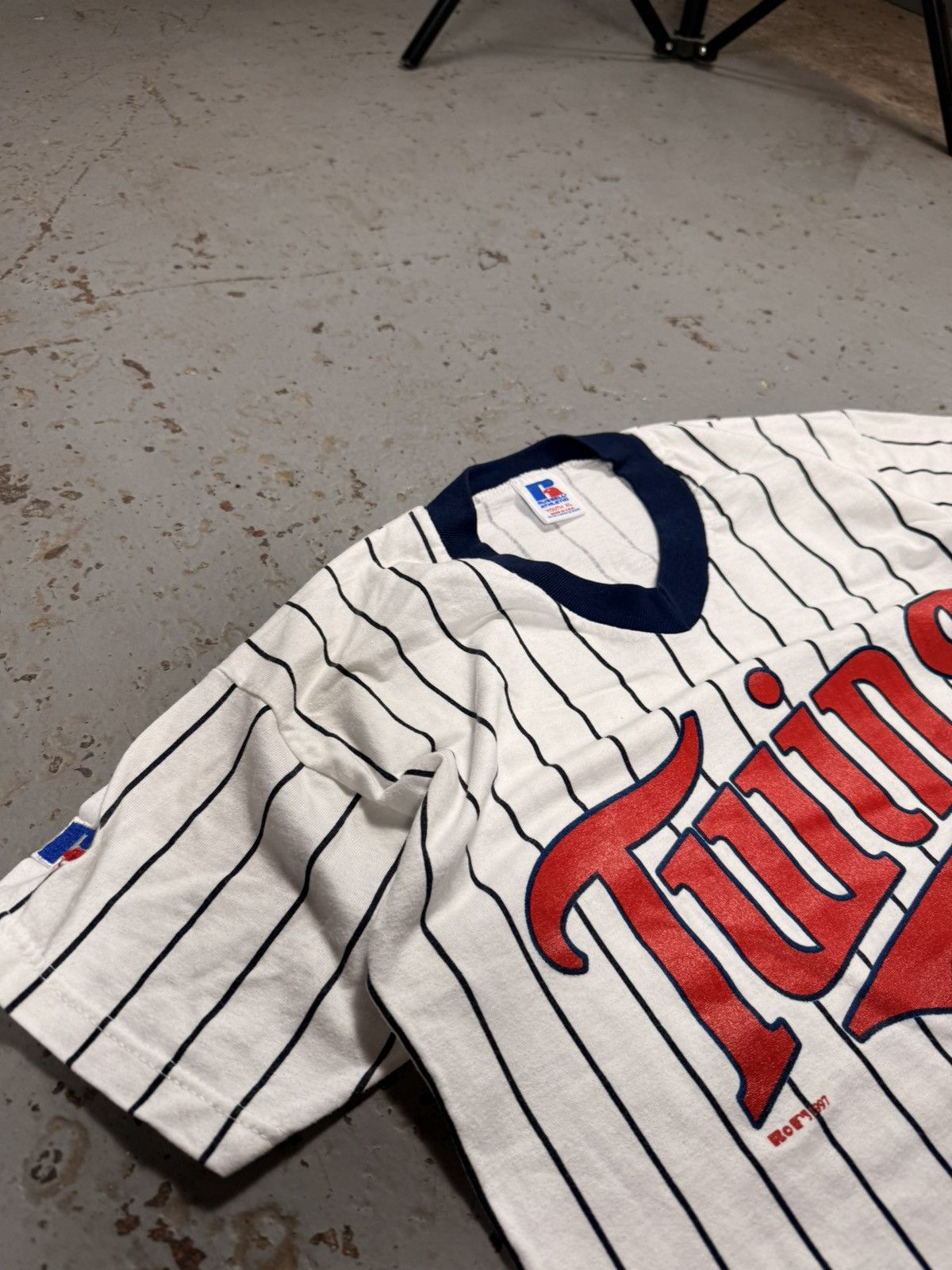 Vintage Vintage Russel’s Athletics 1997 Twins Baseball Pinstripe Tee Size US S / EU 44-46 / 1 - 4 Thumbnail