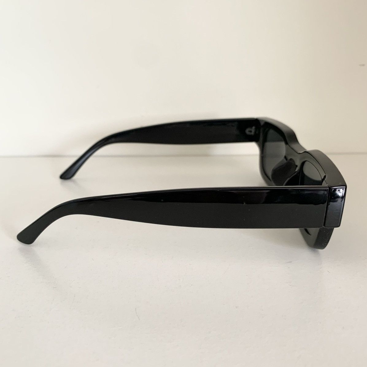 Other Retro future thick frame square sunglasses Size ONE SIZE - 5 Thumbnail