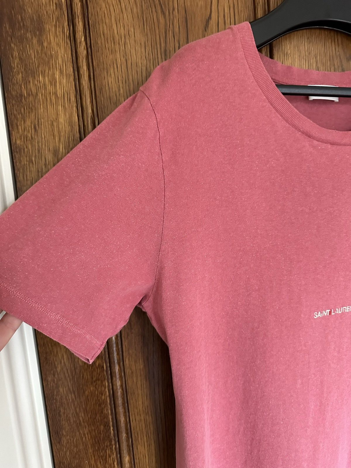 Saint Laurent Paris $550 Saint Laurent Rive Gauche logo t shirt pink salmon Size US M / EU 48-50 / 2 - 13 Thumbnail