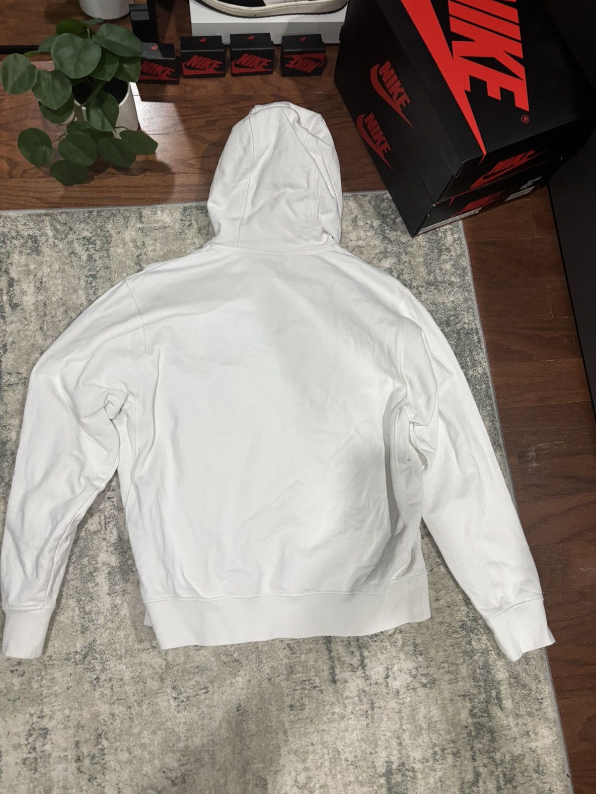 Nike × Vintage White Nike Hoodie Size US M / EU 48-50 / 2 - 4 Thumbnail
