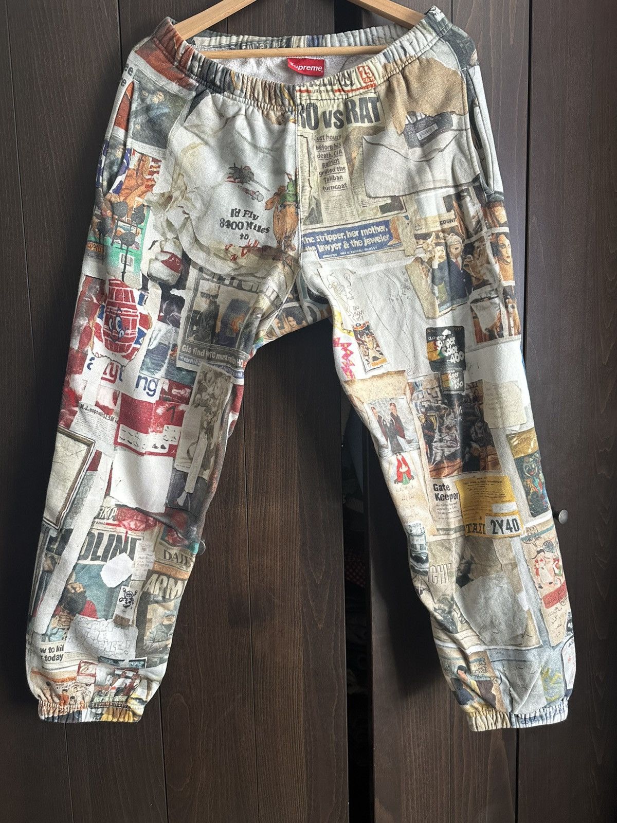 Supreme Supreme Sweatpants Size US 30 / EU 46 - 1 Thumbnail