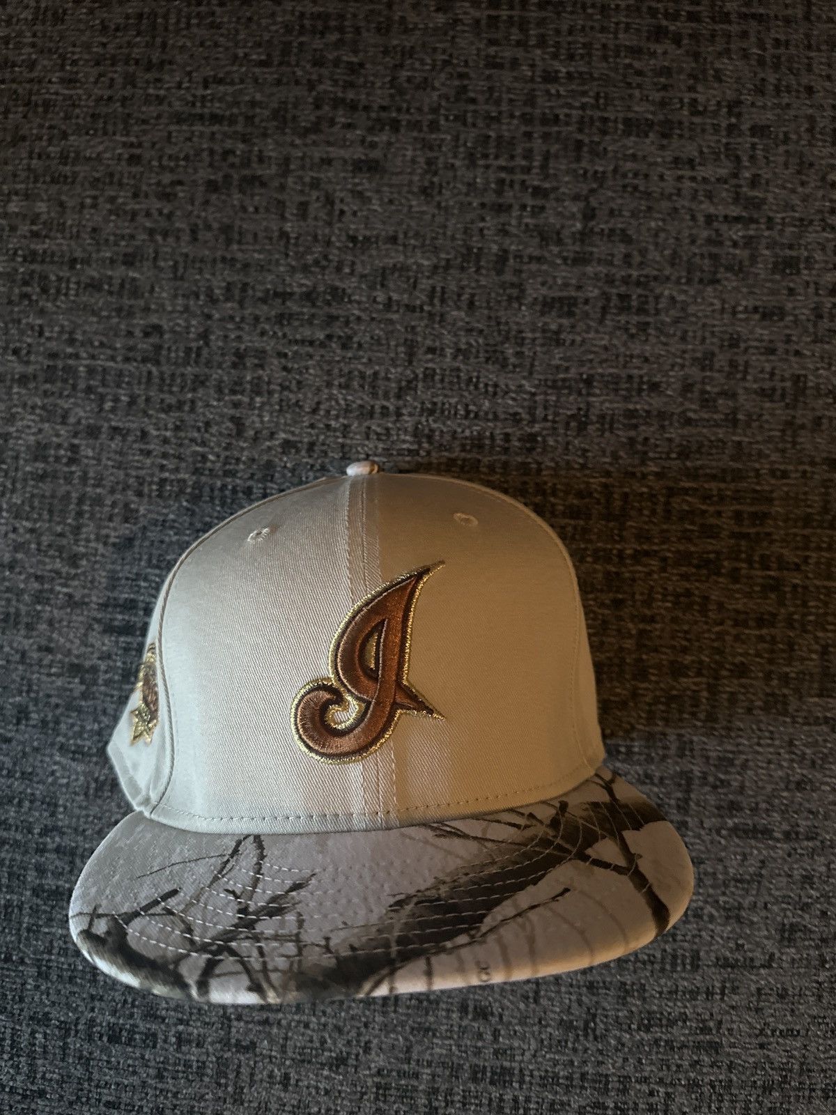 New Era Indians White Camo 7 3/4 Size ONE SIZE - 1 Thumbnail