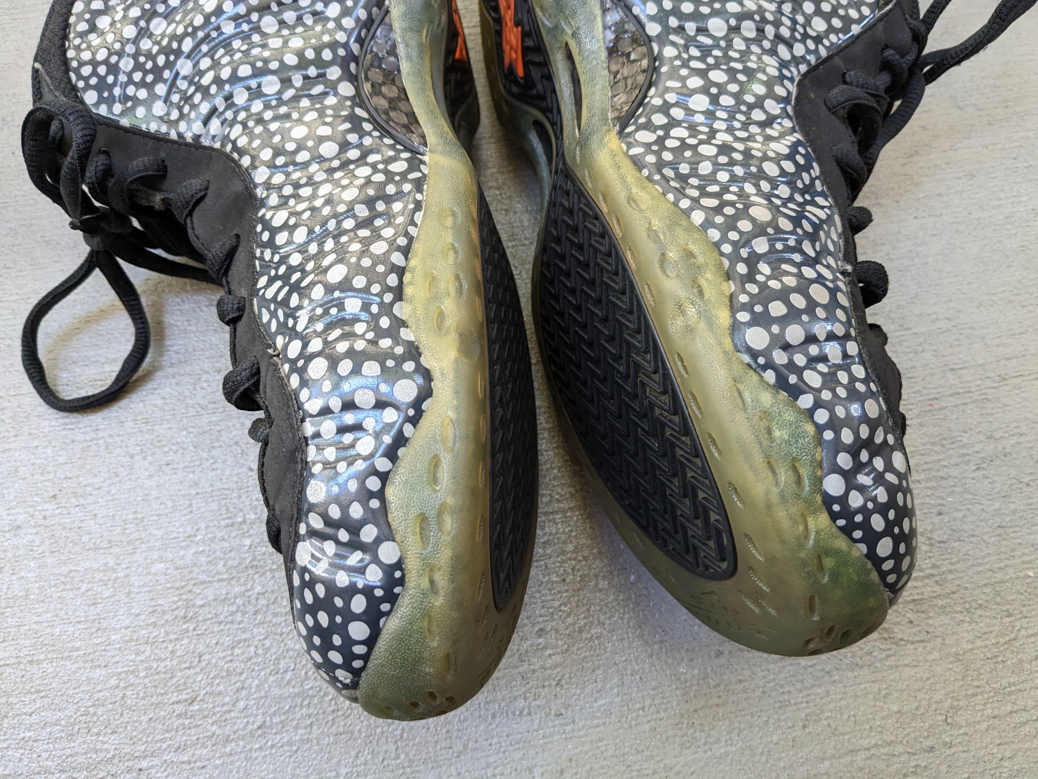 Nike Nike Air Foamposite One PRM Safari 10 Gray 575420-003 Size US 10 / EU 43 - 7 Thumbnail