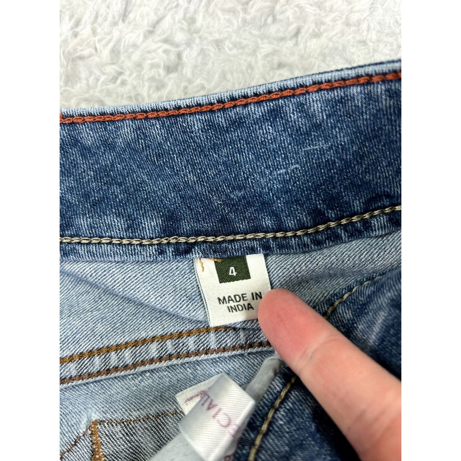 Eddie Bauer Eddie Bauer Jeans Womens 4 Blue Denim Flared Low Rise Stretch 29x31 Cotton Blend Pants Size 27" / US 4 / IT 40 - 6 Thumbnail