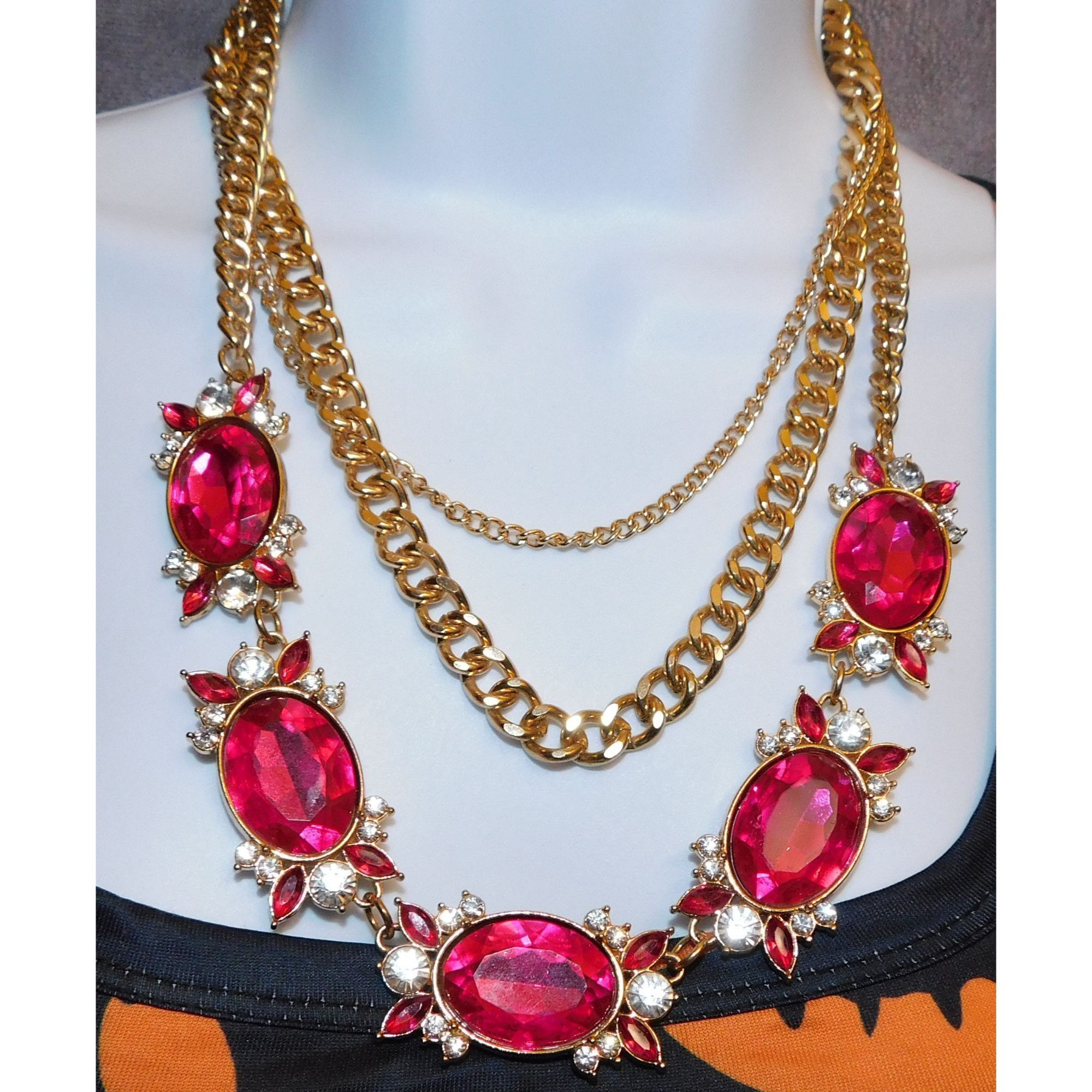 Other Vintage Glam Magenta And Gold Tone Statement Necklace Size ONE SIZE - 3 Thumbnail