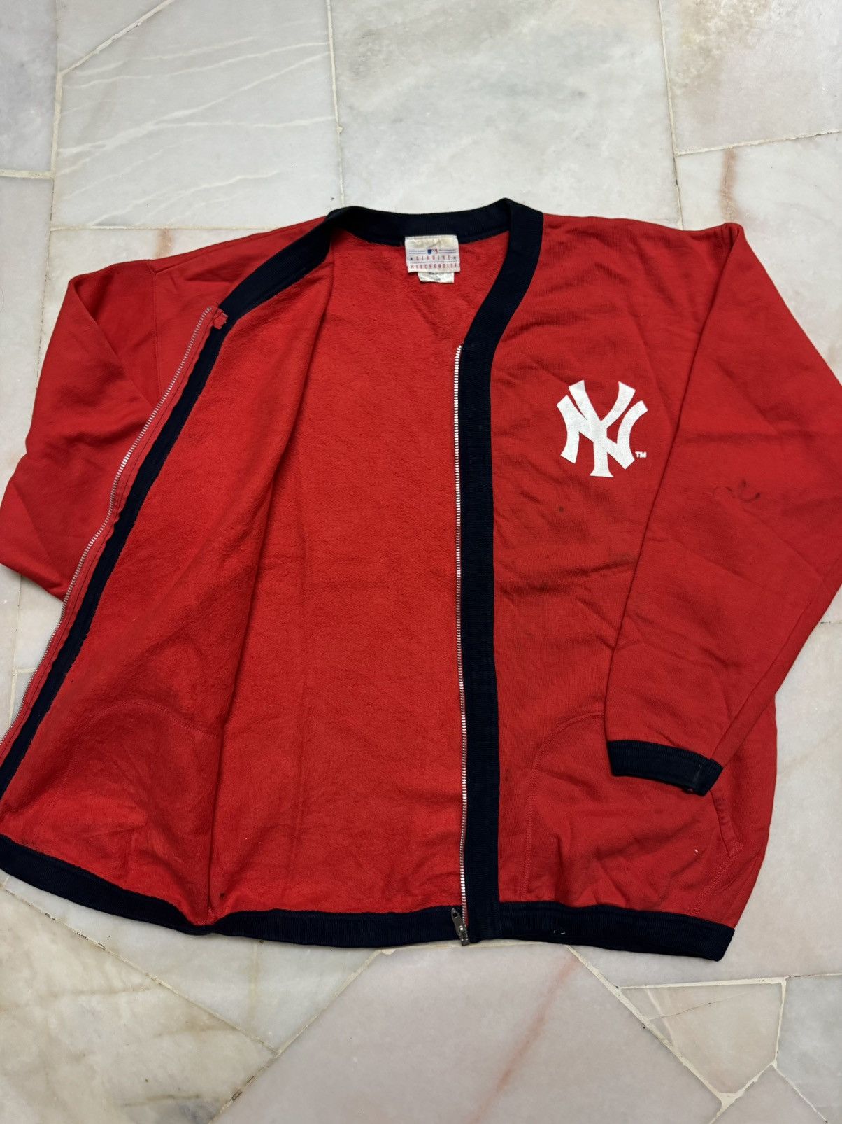 MLB 💥VINTAGE MLB 1998's NY LOGO ZIPPER SWEATER PLAYER WEAR Size US L / EU 52-54 / 3 - 14 Thumbnail