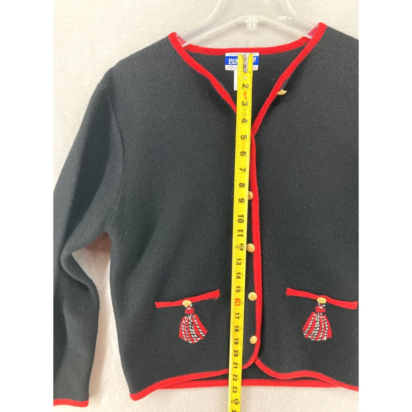 Pendleton Pendleton Sweater Cardigan Womens M Black Embroidered Wool Vintage Size M / US 6-8 / IT 42-44 - 3 Thumbnail