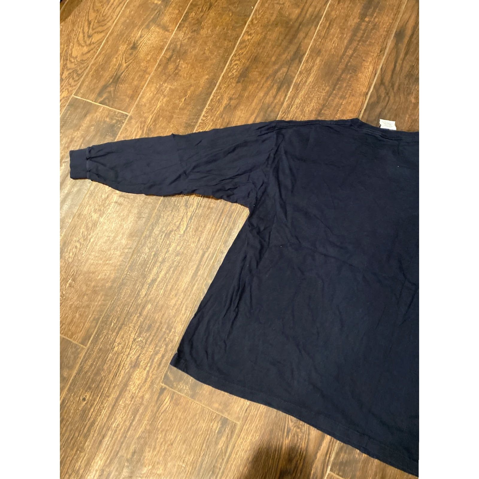 Tommy Hilfiger VINTAGE Tommy Hilfiger Snowboards Shirt Long Sleeve 90s Graphic Tee Mens Large Blue Size US L / EU 52-54 / 3 - 7 Thumbnail