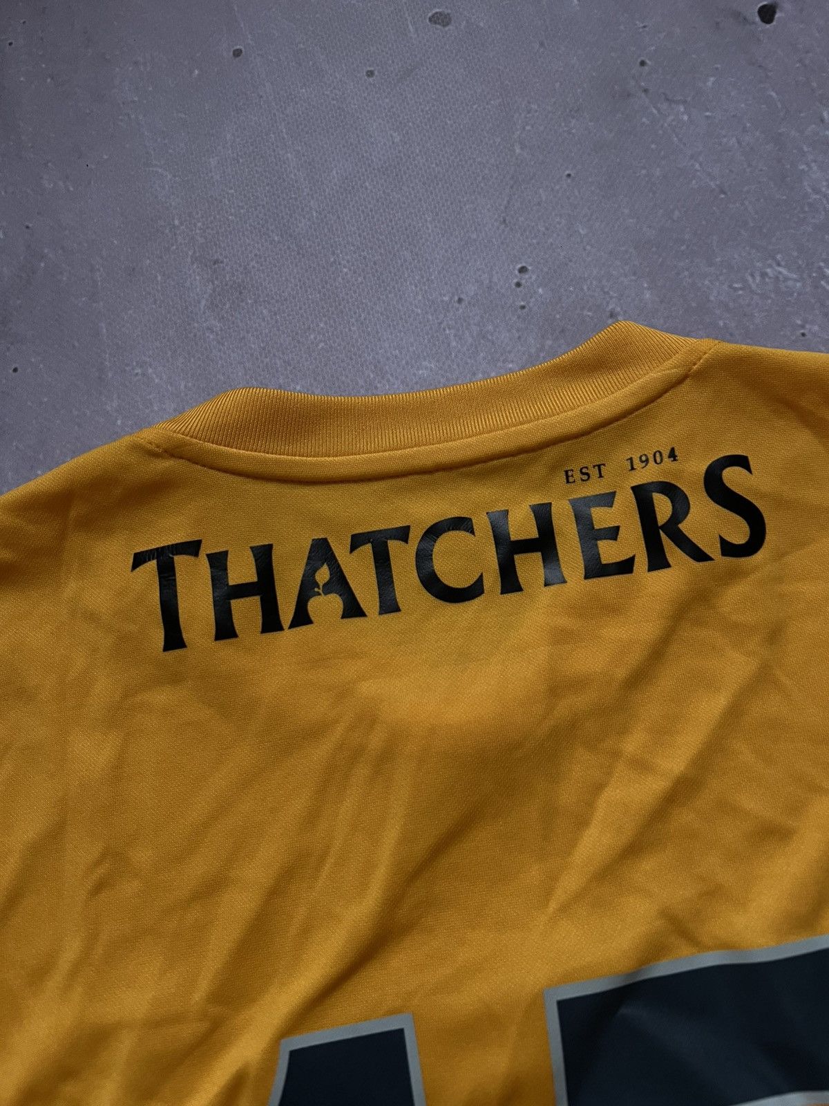 Nike Torquay United 2019-20 Nike t-shirt football jersey sz M #15 Size US M / EU 48-50 / 2 - 8 Thumbnail