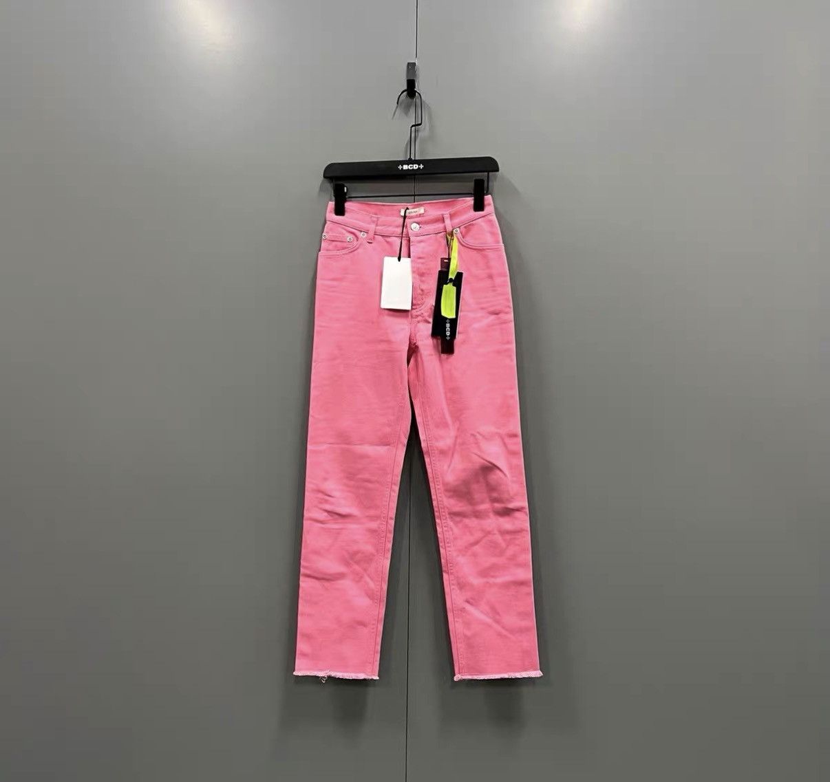 Celine Celine Pink Denim Jeans J41 Size 24" / US 00 / IT 34 - 1 Thumbnail