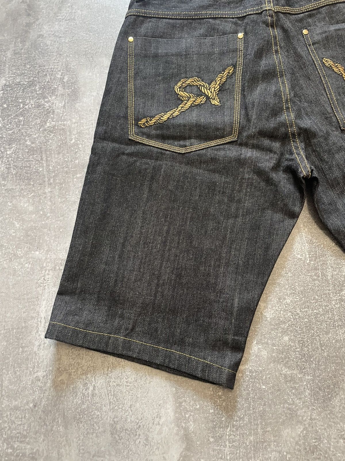 Rocawear × Vintage Vintage Rocawear Embroidered Logo Baggy Denim Shorts Size US 38 / EU 54 - 13 Thumbnail