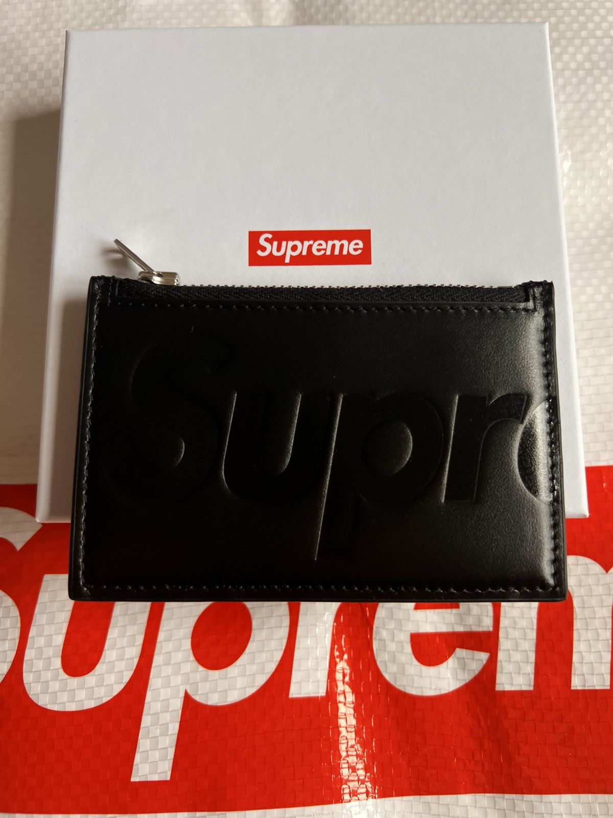Supreme SUPREME Leather zip card holder Wallet black calfskin logo Size ONE SIZE - 15 Thumbnail