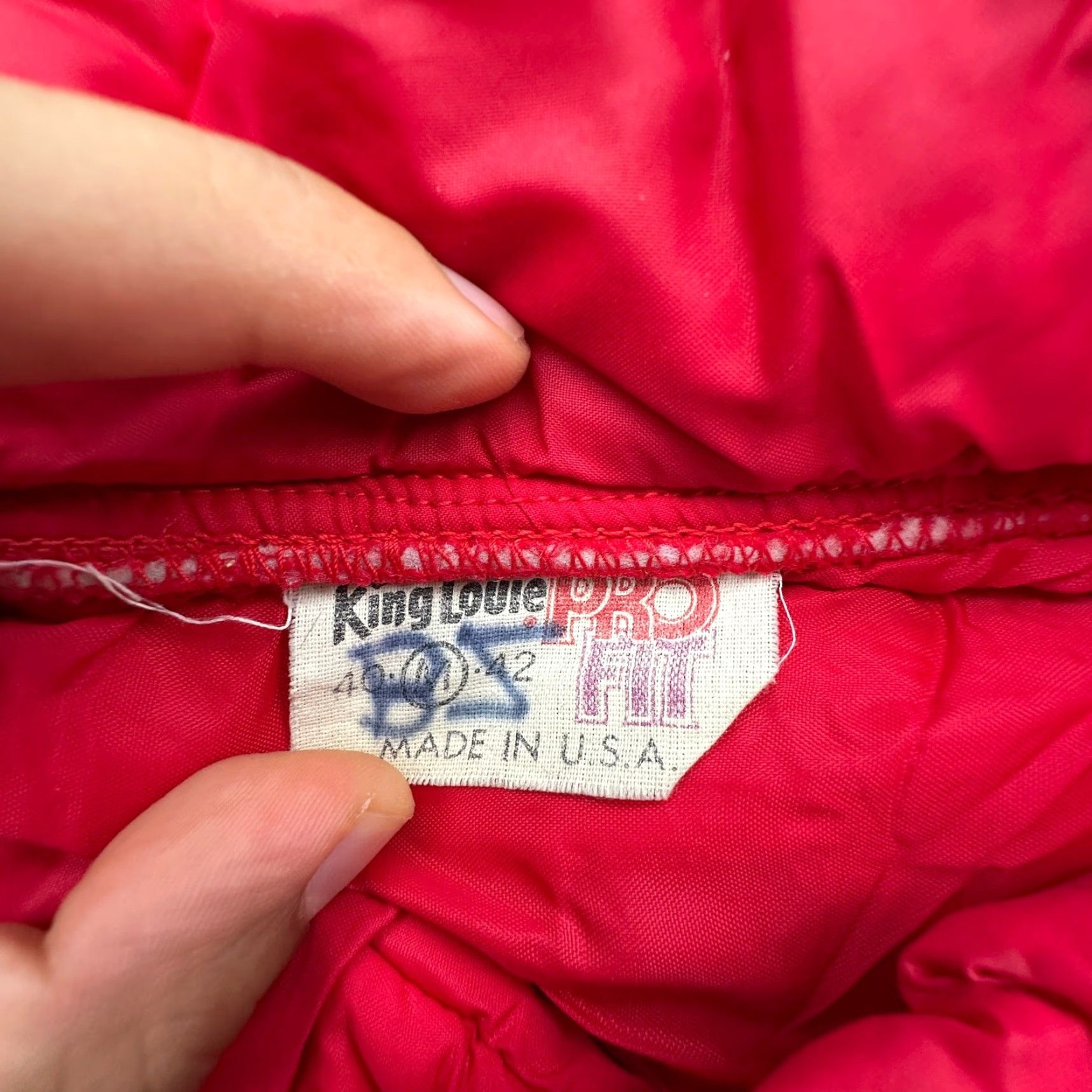 Vintage VINTAGE King Louie Pro Fit Puffer Quilted Jacket Mens Large USA Snap Zip Red Size US L / EU 52-54 / 3 - 2 Thumbnail