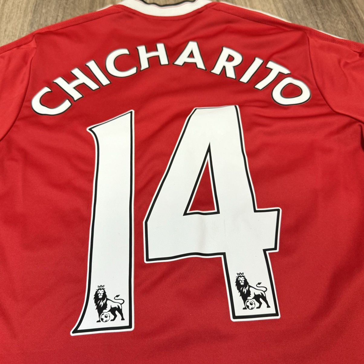 Other Manchester United 15/16 home shirt #14 Chicharito Size US S / EU 44-46 / 1 - 4 Thumbnail