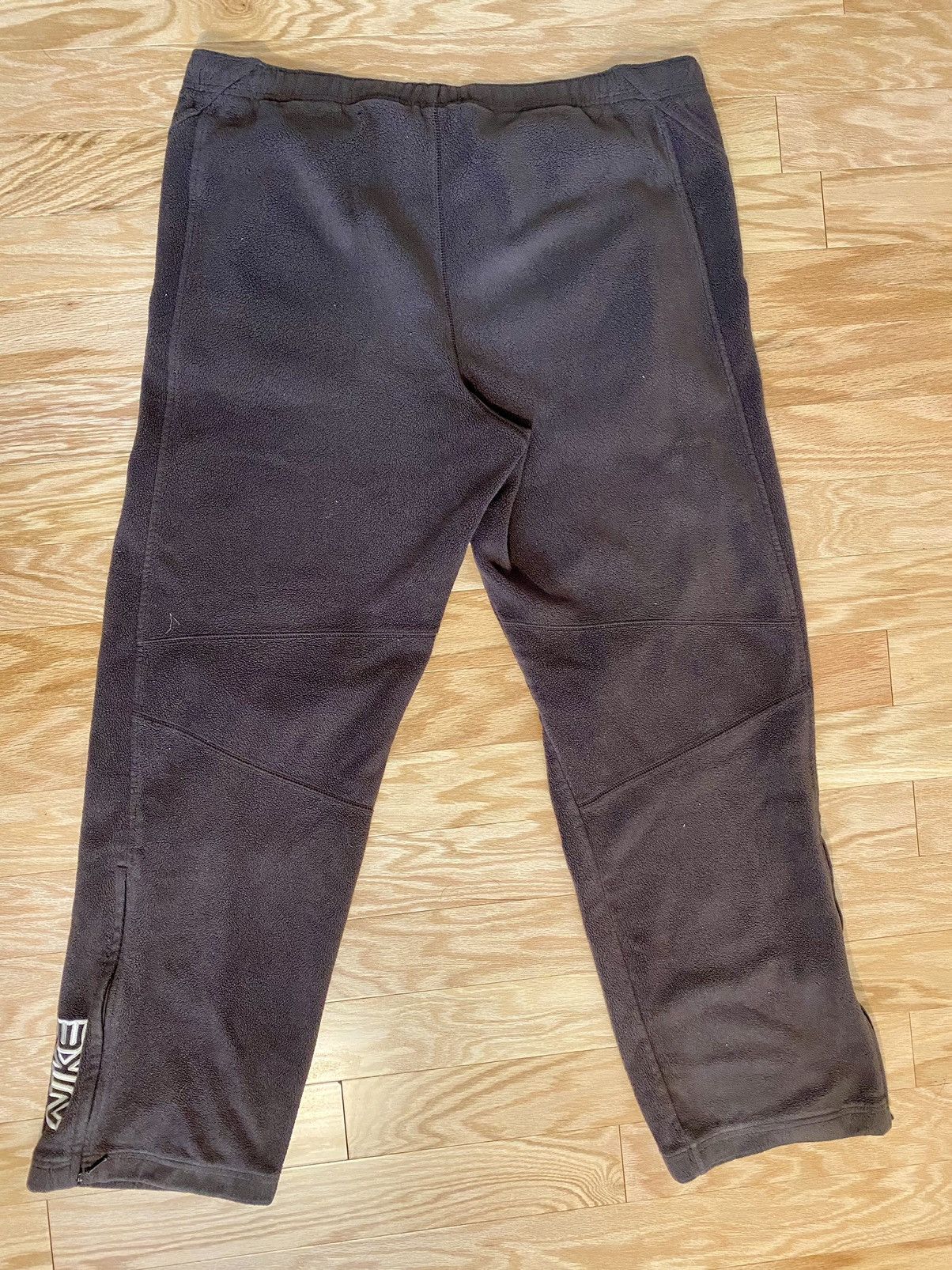 Nike × Vintage Nike Swoosh Brown Sweatpants Vintage 2000s Baggy Fleece Size US 32 / EU 48 - 5 Thumbnail