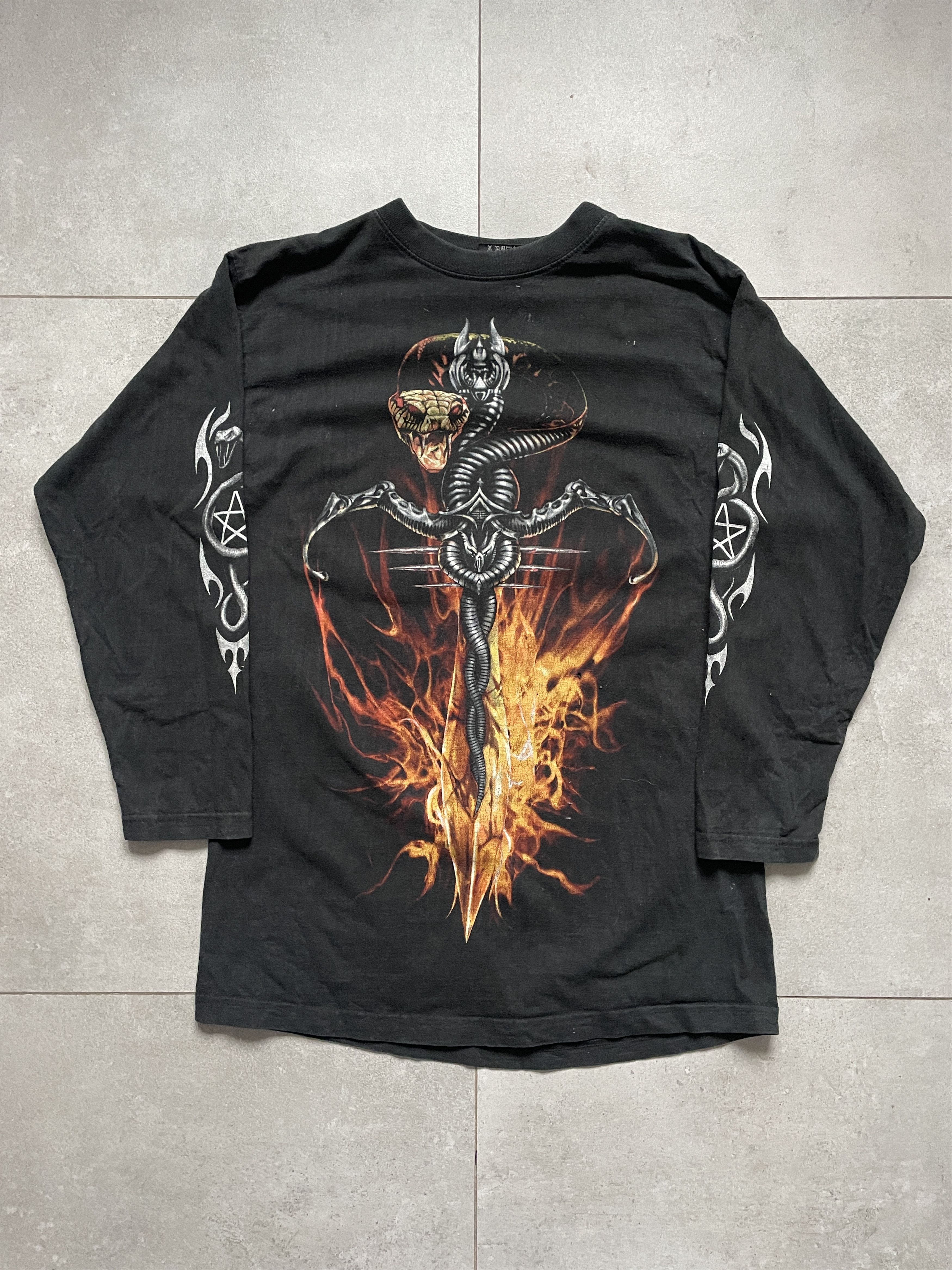 Vintage VINTAGE 90S Y2K SPIRAL CROSS FLAME SNAKE WASHED LONGSLEEVE Size US M / EU 48-50 / 2 - 1 Thumbnail