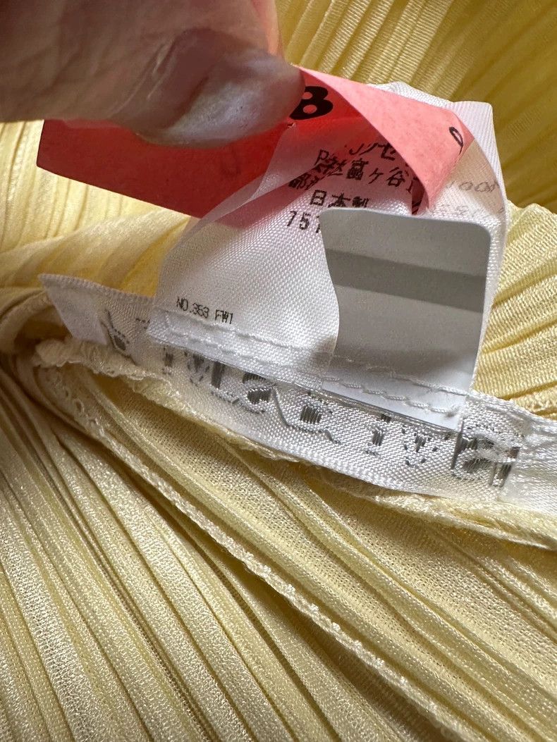 Other Issey Miyake/三宅一生 size:3 Light yellow sleeveless dress Size XS / US 0-2 / IT 36-38 - 3 Thumbnail