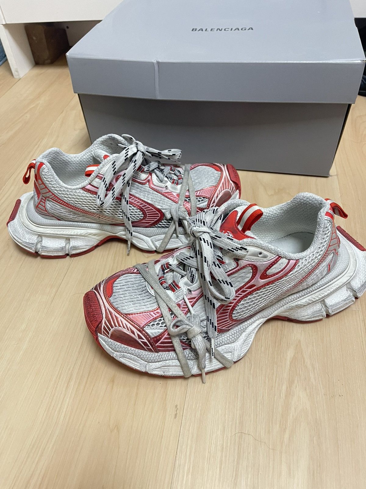 Balenciaga Balenciaga 3xl red Size US 9.5 / EU 42-43 - 5 Thumbnail