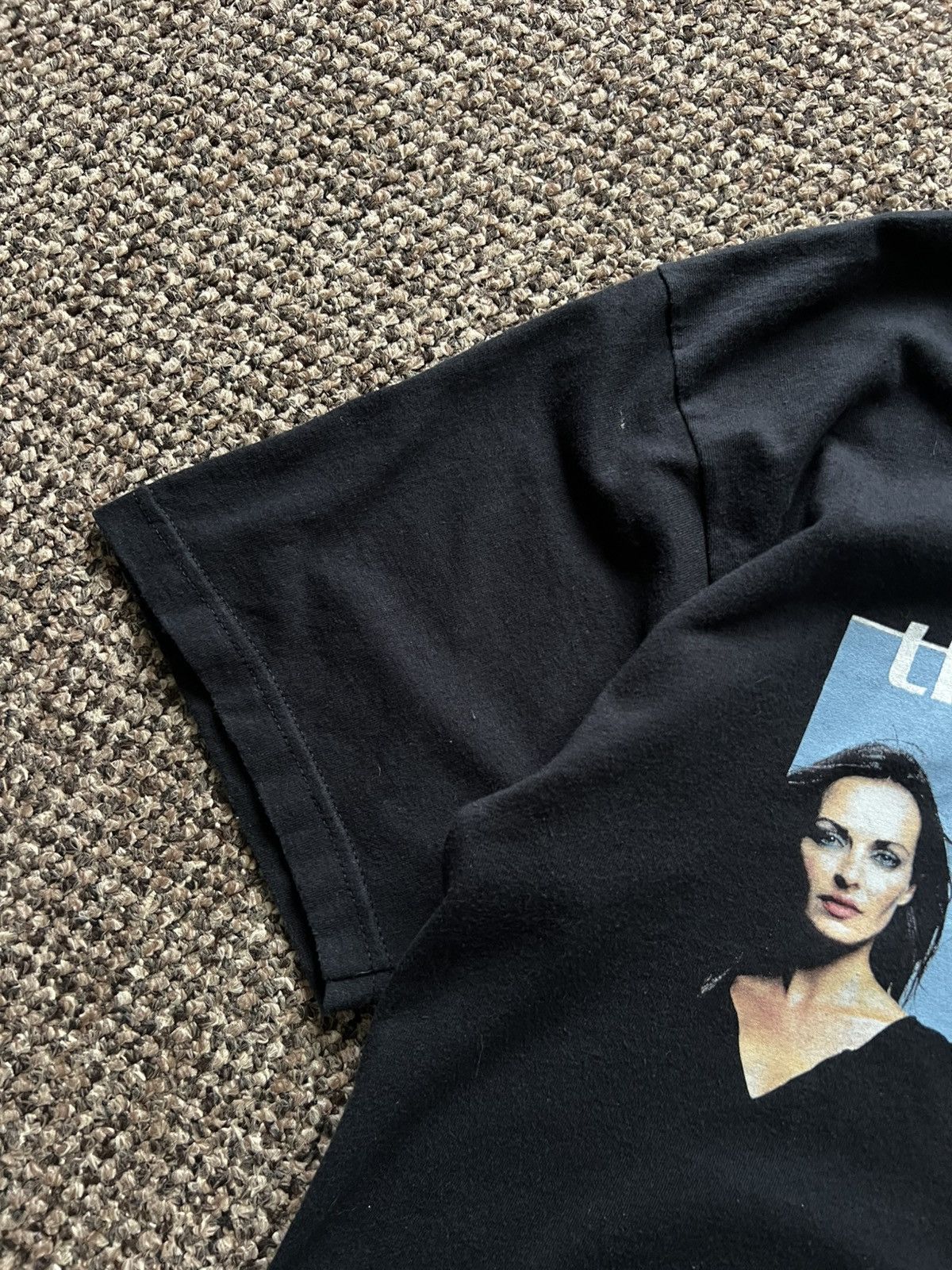 Band Tees The Corrs Tour 2001/2000 Vintage Tee Rare Big Logo Size US L / EU 52-54 / 3 - 14 Thumbnail