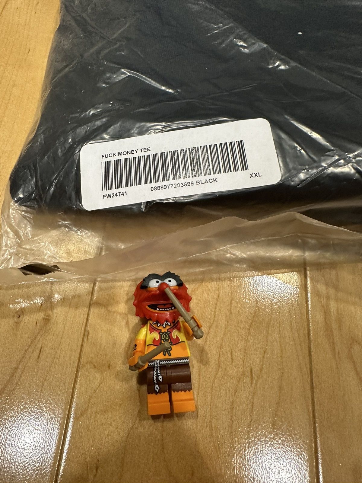 Other Fuck Money Tee Supreme Black XXL Size US XXL / EU 58 / 5 - 3 Thumbnail