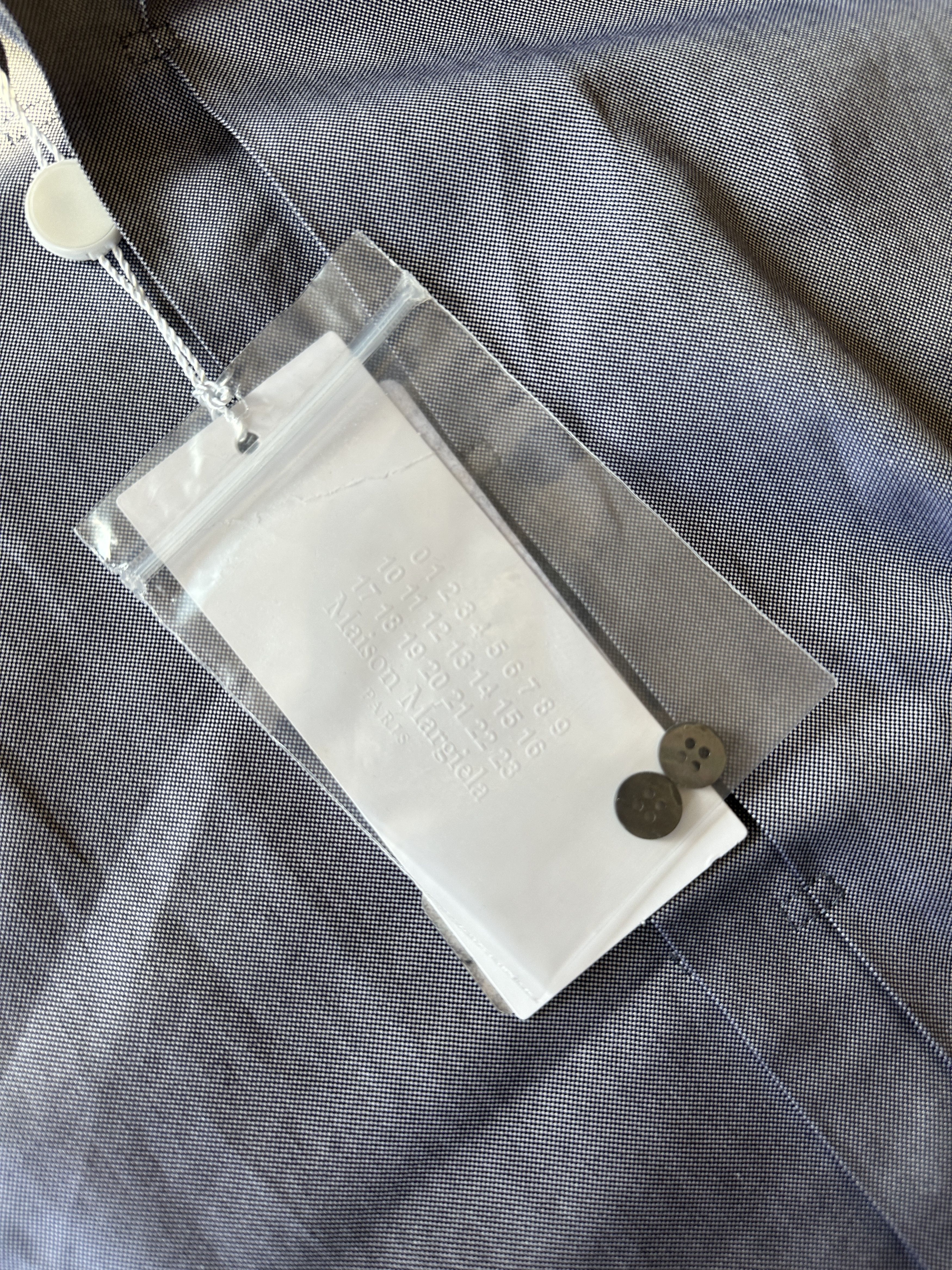 Maison Margiela Maison Margiela Oversized Button Up Shirt Size US L / EU 52-54 / 3 - 6 Thumbnail