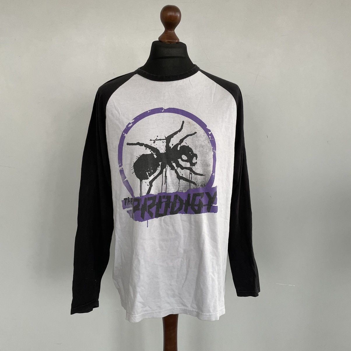 Vintage Vintage Prodigy Lonsleeve punk rock T-shirt tour 2018 Size US XL / EU 56 / 4 - 2 Thumbnail