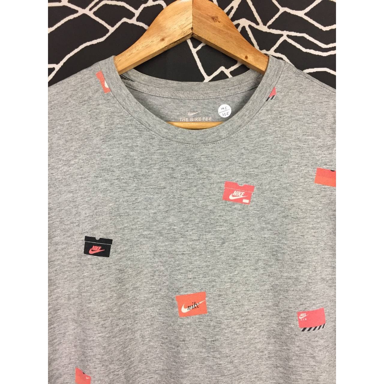 Nike Nike Shoebox Logo Sportswear Tee Youth XL Size US S / EU 44-46 / 1 - 3 Thumbnail