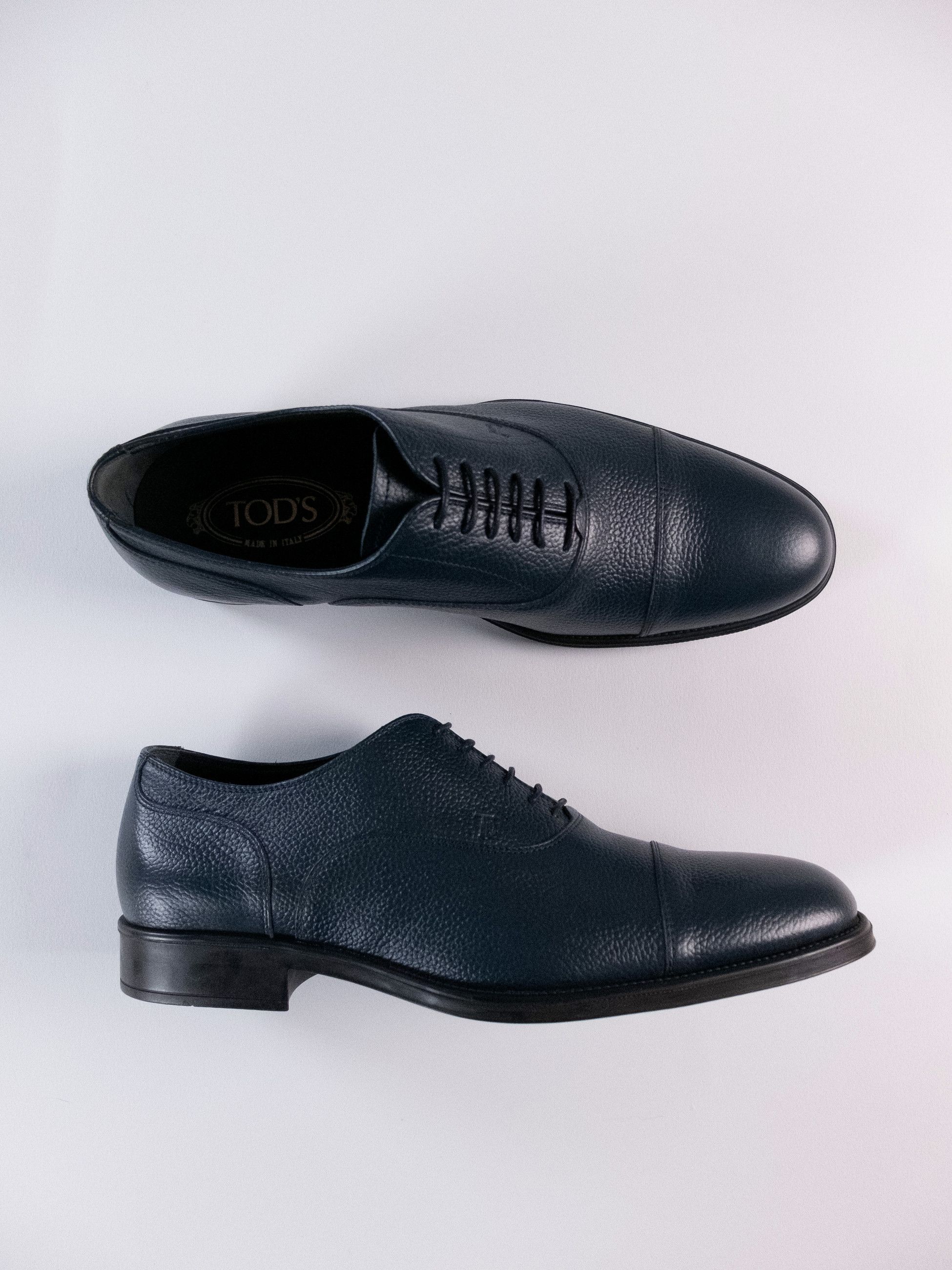 Tod's TOD'S navy blue classic lace-up Oxford shoes Size 10 / 43 Size US 10 / EU 43 - 1 Thumbnail