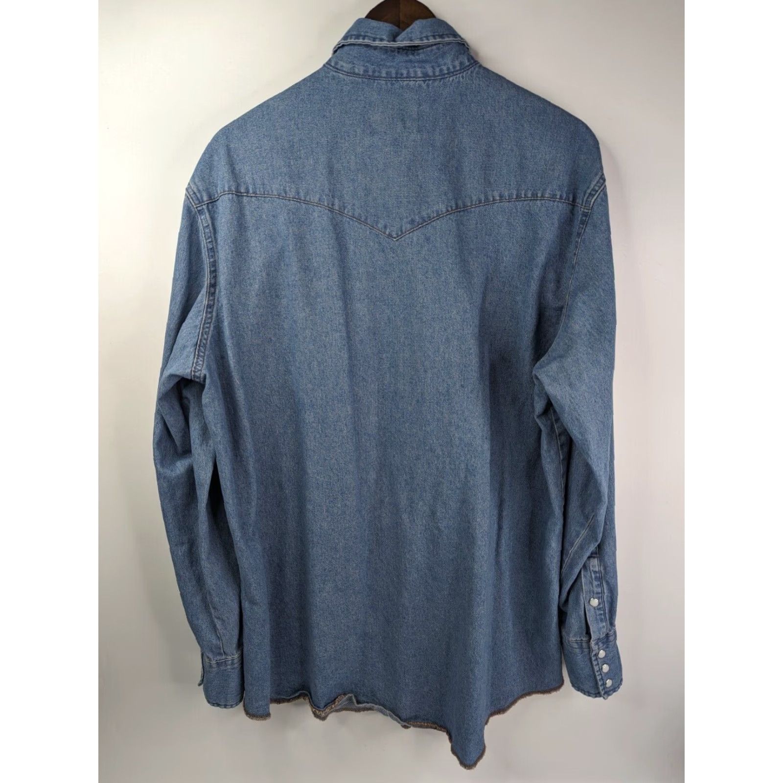 Wrangler Wrangler Men's XLT Cowboy Cut Stone Wash Denim Pearl Snap Work Shirt 70127SW Blue Long Sleeve Cotton Denim Pearl Snap Western Mens XLT 70127SW Size US XL / EU 56 / 4 - 3 Thumbnail