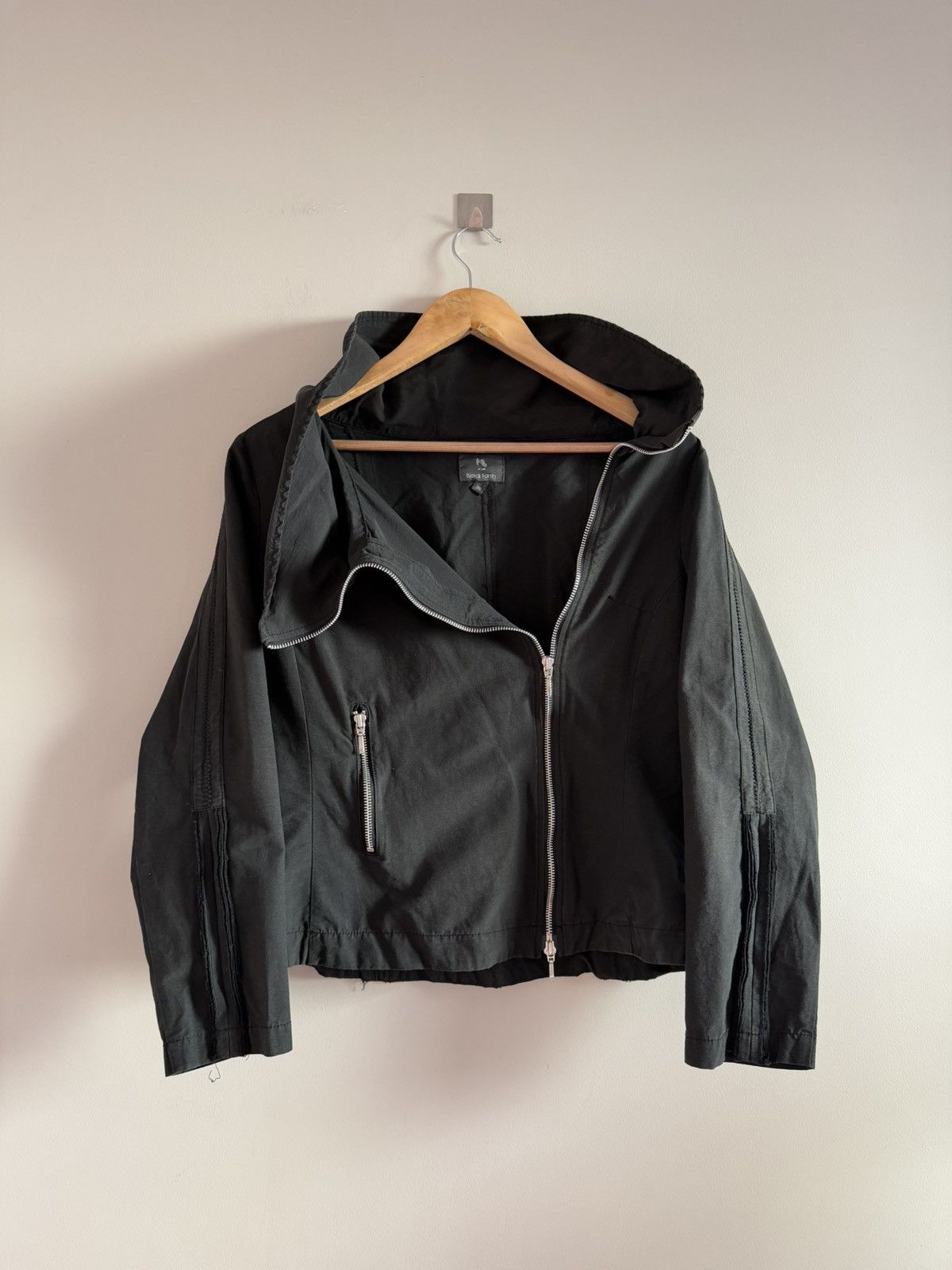 Vintage Vintage asymmetrical nylon archive zip up rick owens style Size S / US 4 / IT 40 - 1 Thumbnail