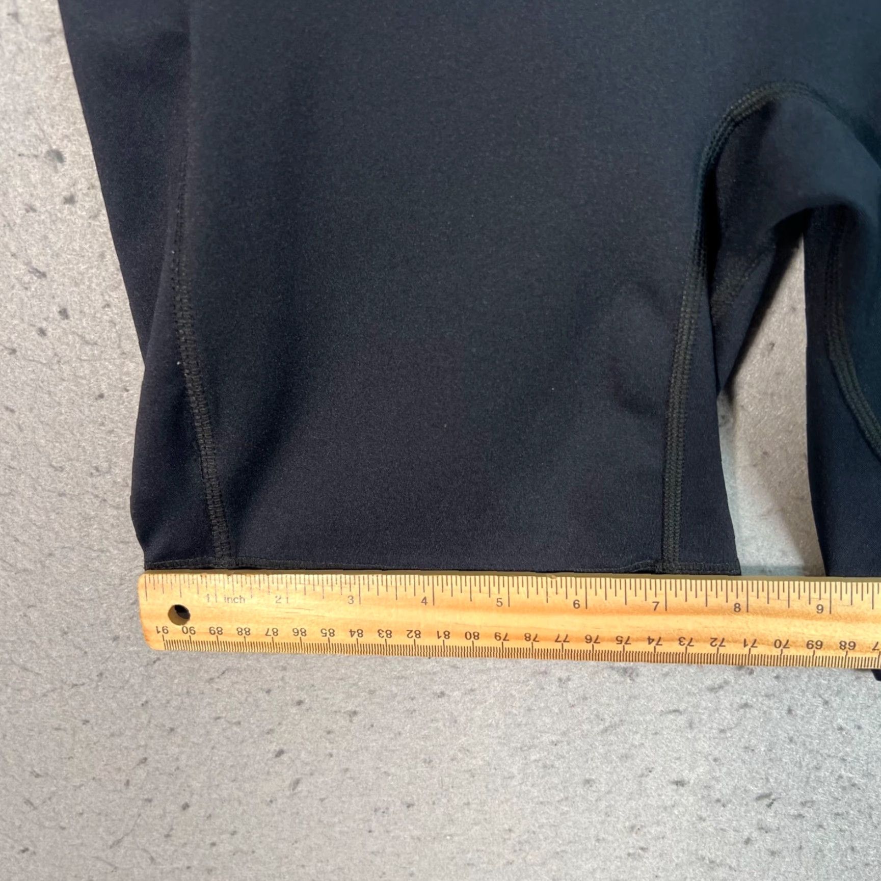 Vintage VINTAGE Manduka Womens Black High-Rise Biker Shorts L Black Nike? Size 36" / US 14 / IT 50 - 7 Thumbnail
