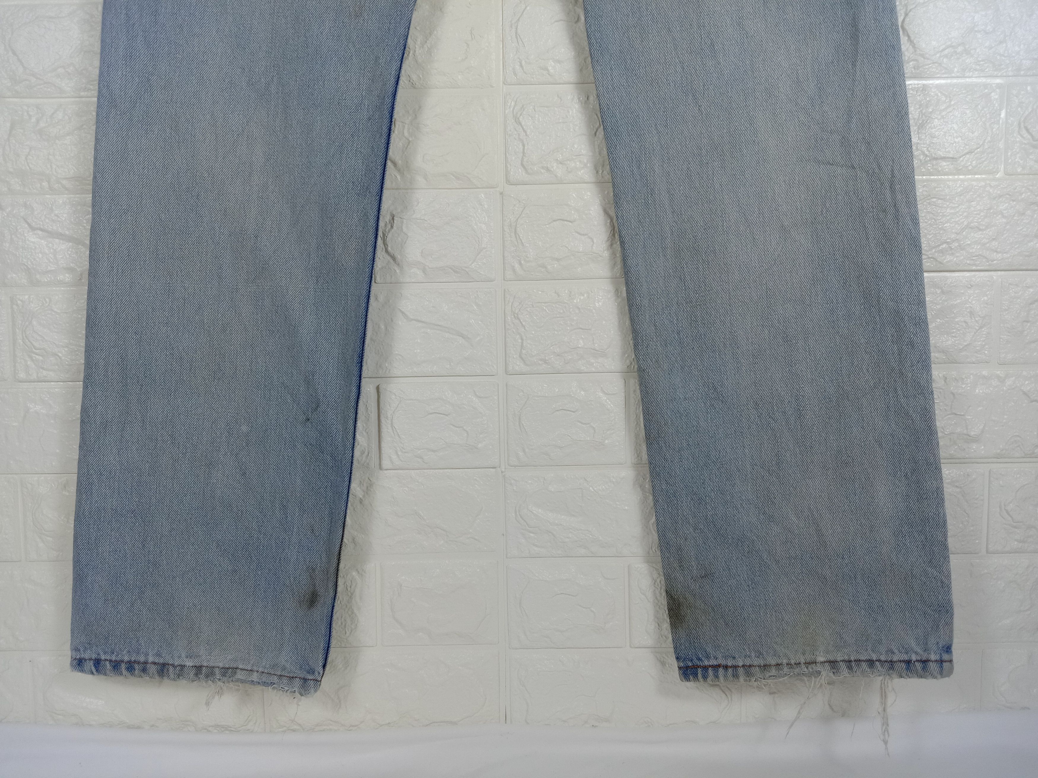 Levi's Vintage Levi's 505 Light Wash Jeans Regular Fit Denim Size US 33 - 8 Thumbnail