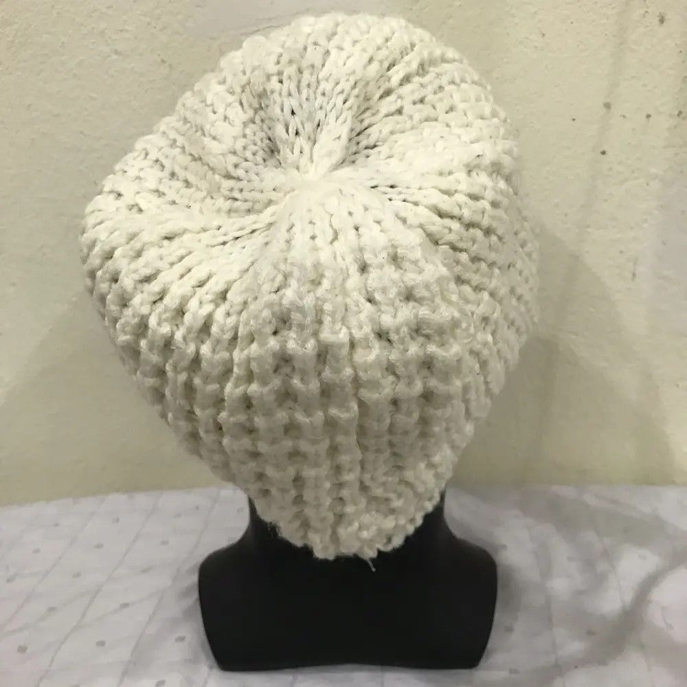 H&M H&M Knit Beanie Hat Size ONE SIZE - 4 Thumbnail