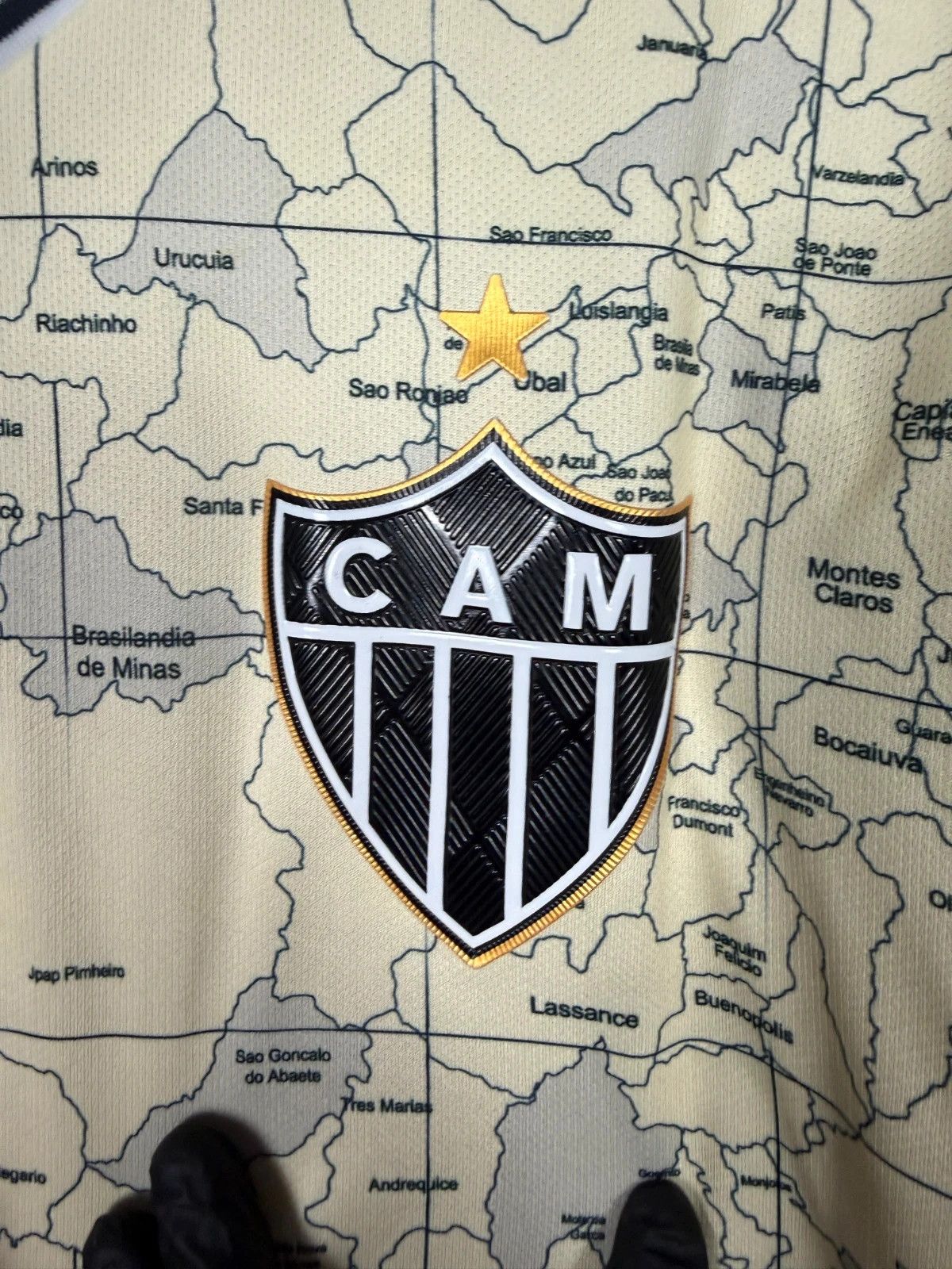 Le Coq Sportif Le Coq Sportif Atletico Mineiro Map Print T-Shirt Size US XL / EU 56 / 4 - 3 Thumbnail