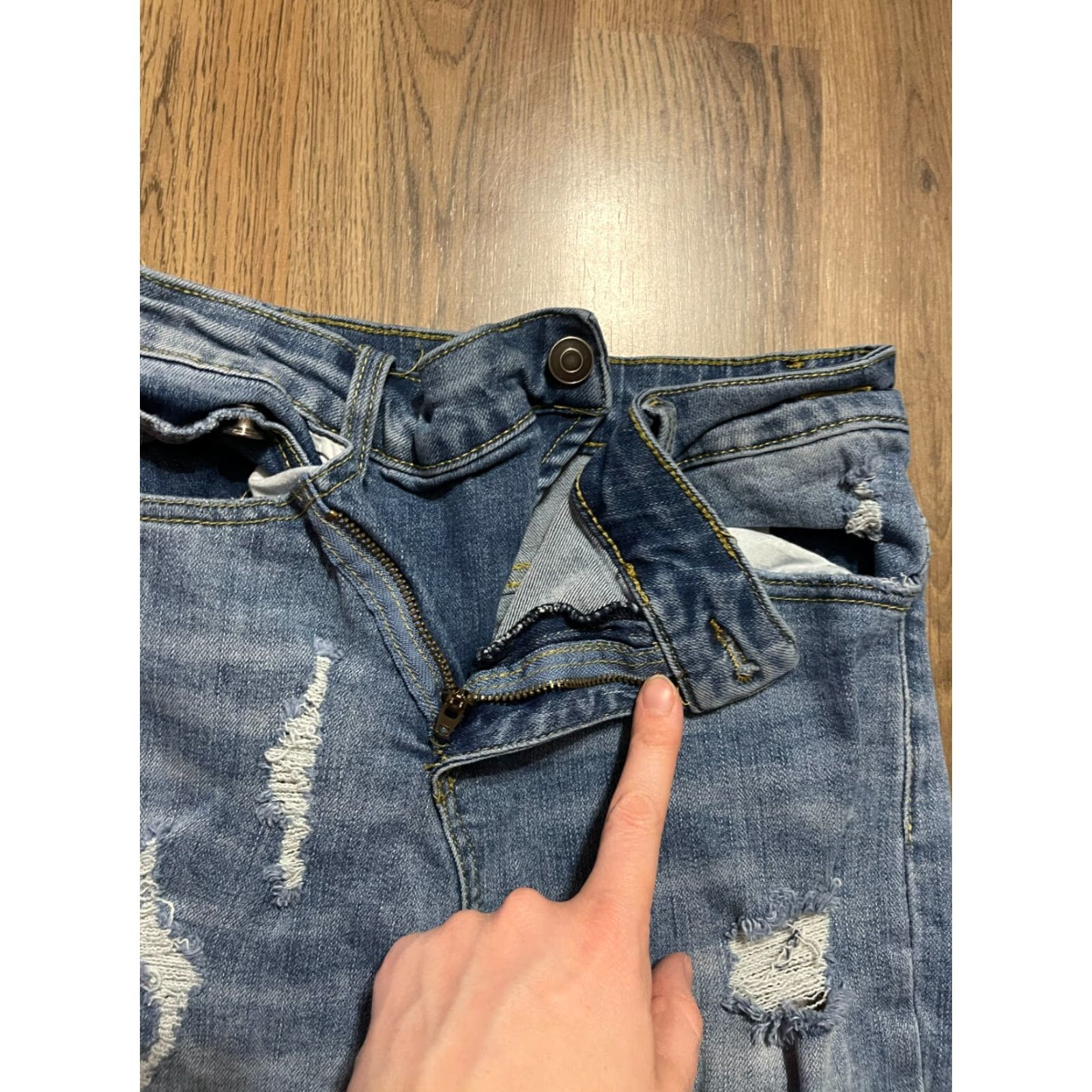 Fashion Nova Fashion Nova Jeans Women's Size 3 Blue Denim Skinny Distressed Pockets Womens Size 26" / US 2 / IT 38 - 6 Thumbnail