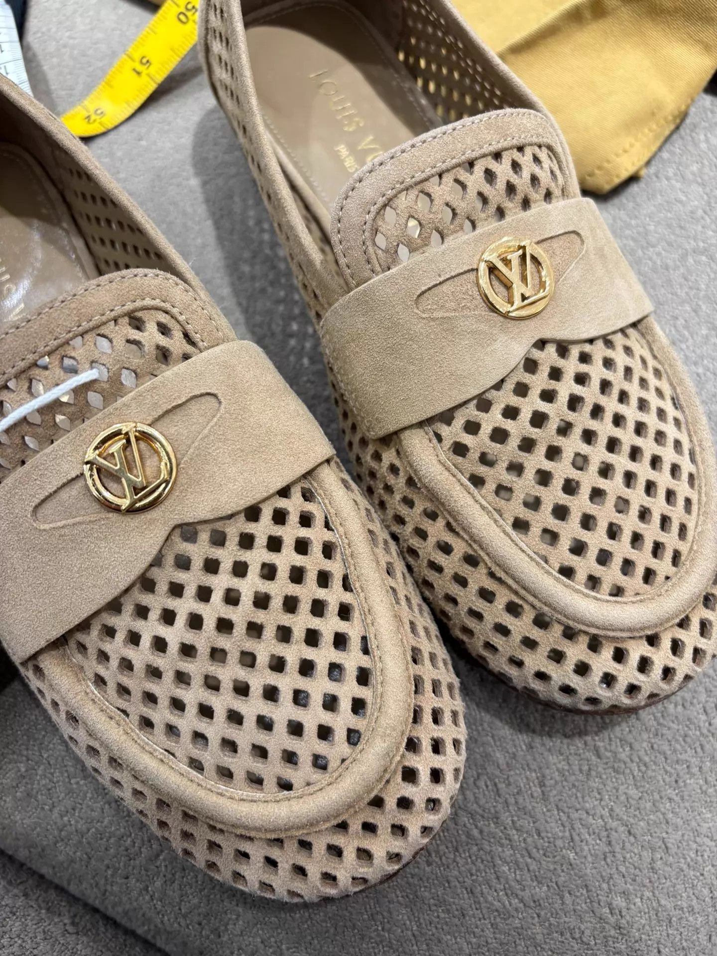 Louis Vuitton Louis Vuitton Beige Suede Perforated Loafer Size US 7 / IT 37 - 2 Thumbnail