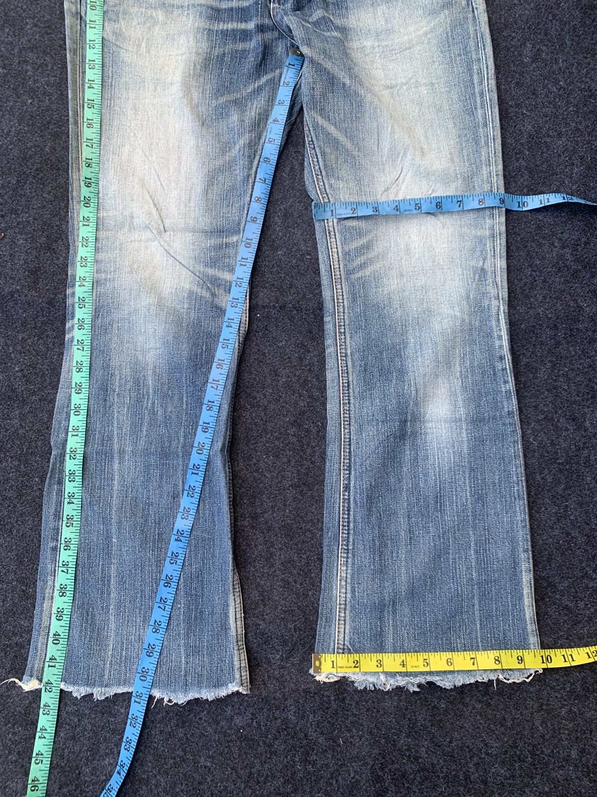 Wrangler Vintage Flare Wrangler lights wash jeans. Size US 36 / EU 52 - 6 Thumbnail