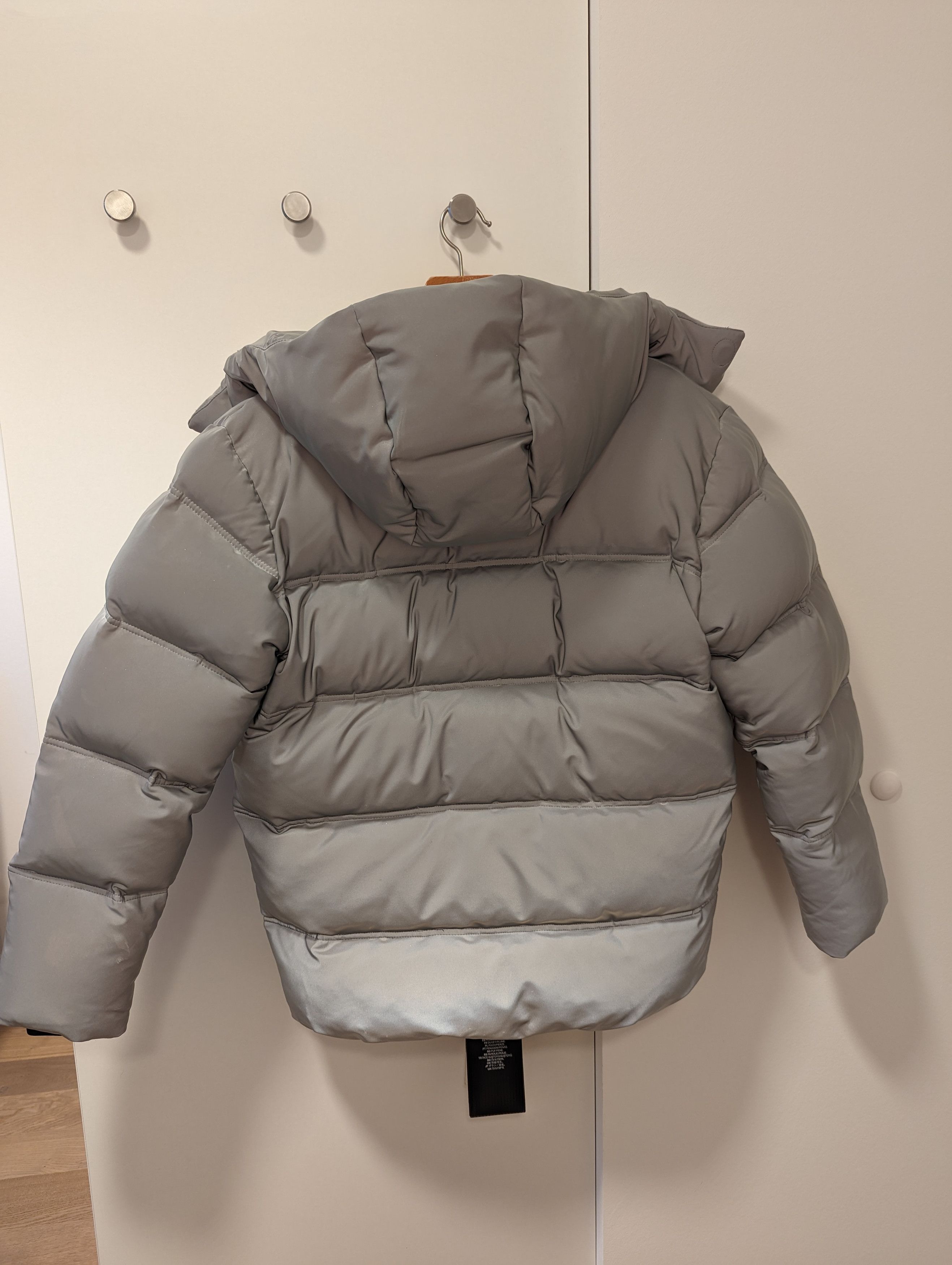 Alexander Wang × H&M Reflective Down Jacket Silver M Size US M / EU 48-50 / 2 - 5 Thumbnail