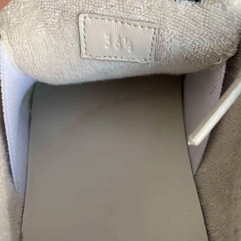 Gucci Gucci Size 36.5 White and green dirty shoes 2501-Nextarrow Size US 5 / EU 37 - 8 Thumbnail