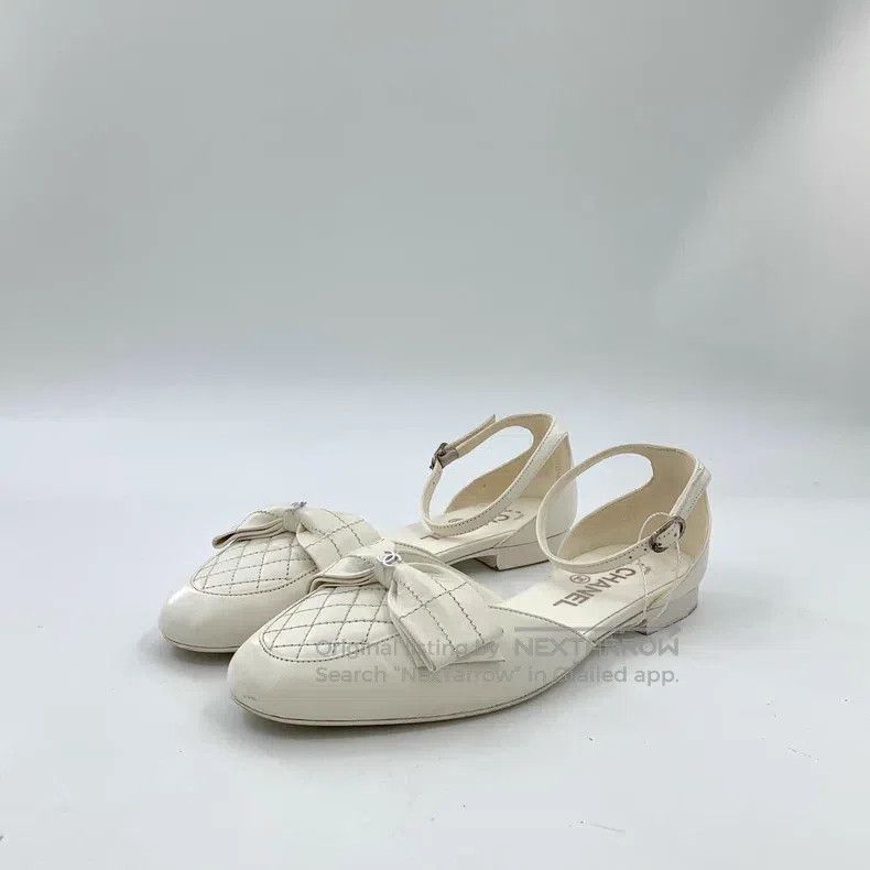 Chanel Chanel White diamond bow casual one-word buckle flat shoes Size US 7.5 / IT 37.5 - 1 Thumbnail
