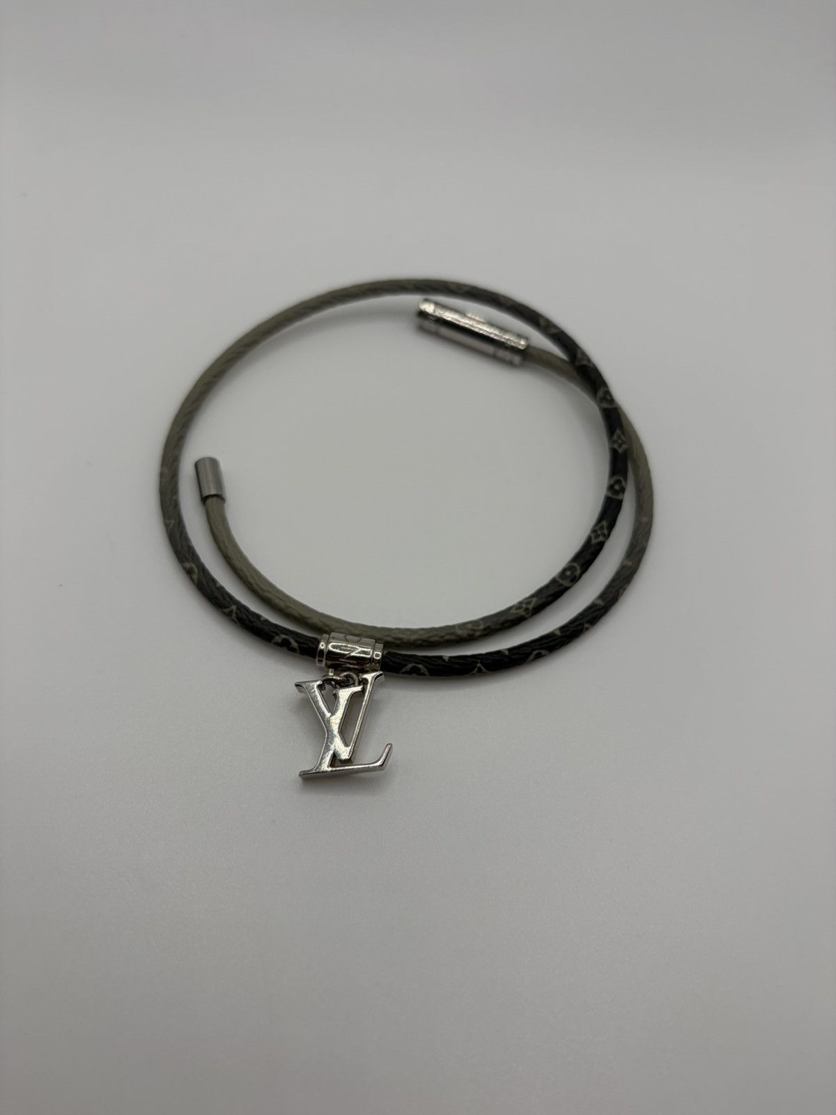 Louis Vuitton Louis Vuitton Bracelet Size ONE SIZE - 2 Thumbnail