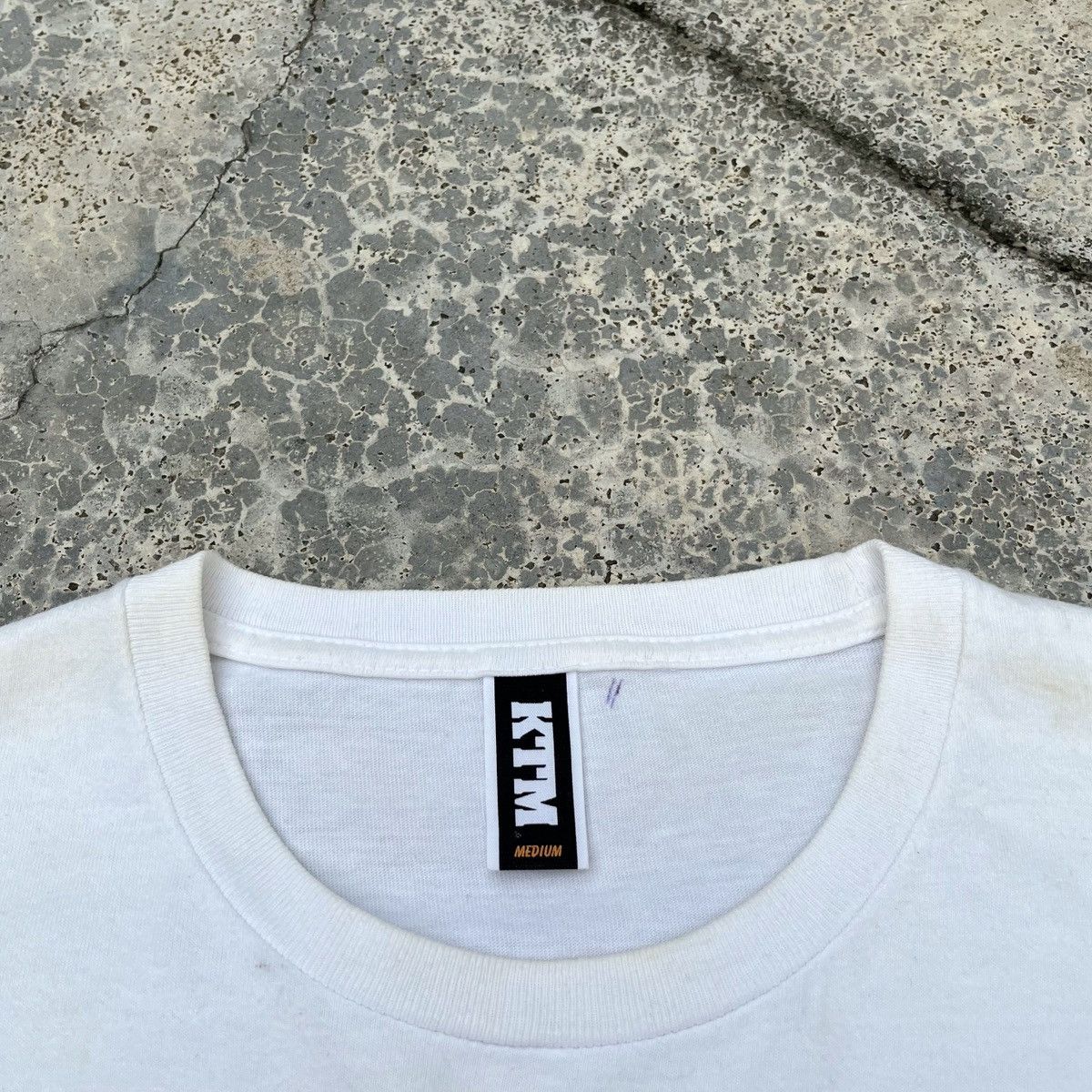 Japanese Brand KTM Japanese Brand Nice Sexy Lady Print Out Design Tee Rare Size US M / EU 48-50 / 2 - 6 Thumbnail