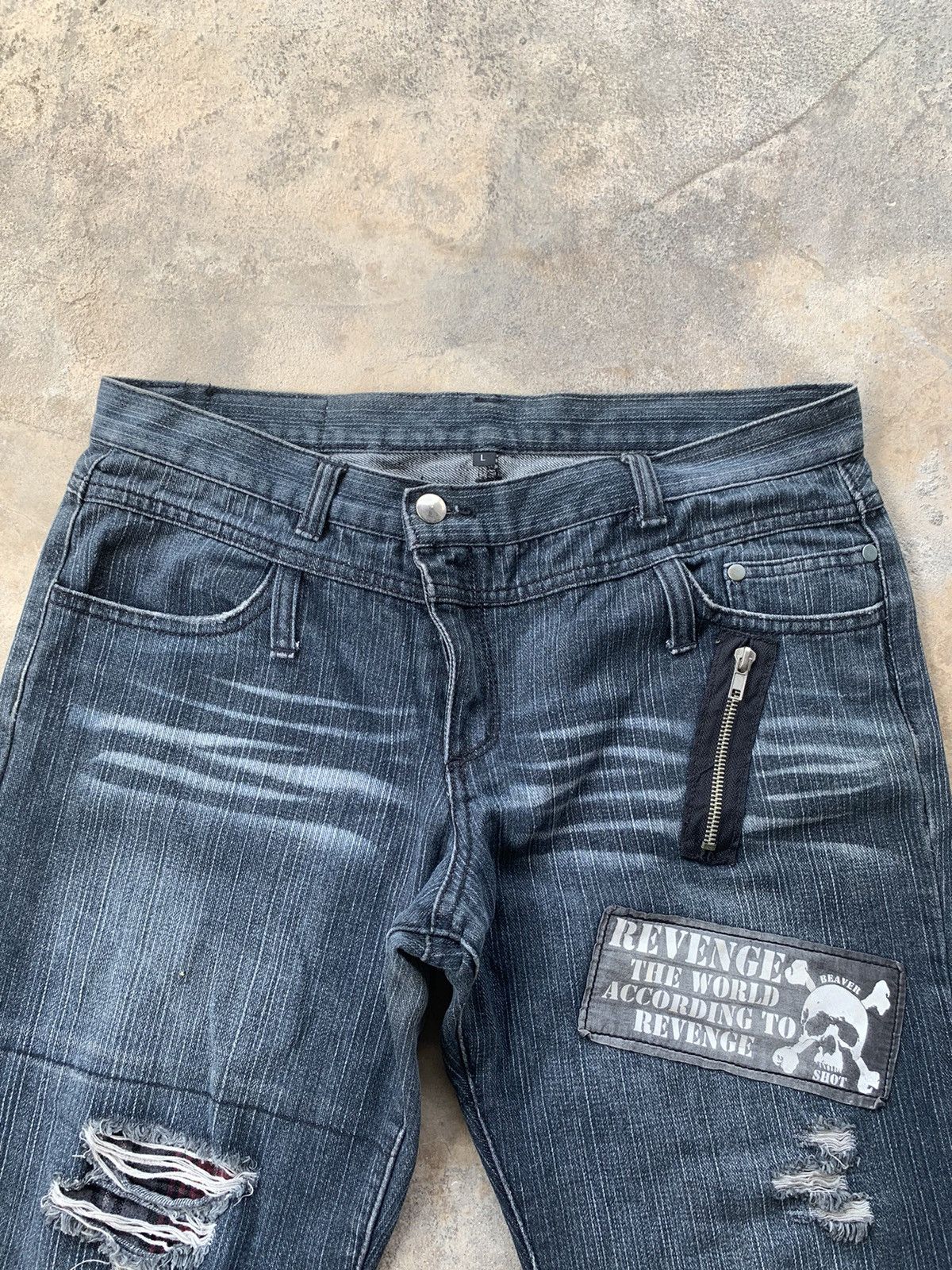 If Six Was Nine × Japanese Brand × Le Grande Bleu (L.G.B.) Rare Sex Pot Revenge Skull Punk Distressed Denim☠️🎌 Size US 33 - 11 Thumbnail