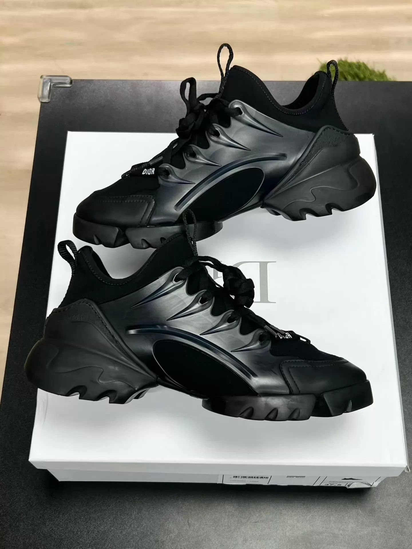 Dior DIOR D-Connect Black Low-Top 37.5 (Original Box) Size US 7 / IT 37 - 5 Thumbnail