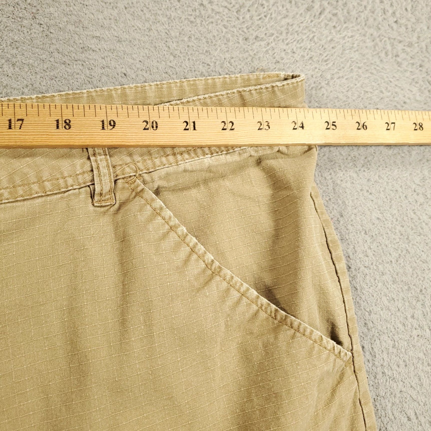 Ecko Unltd. VINTAGE Ecko Unltd Cargo Shorts Mens 46 Beige Distressed Ripstop 10 In Inseam Casual Outdoor Size US 32 / EU 48 - 2 Thumbnail